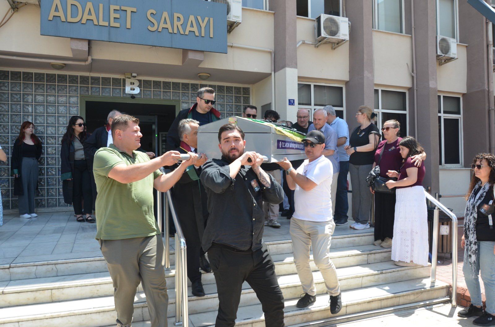 Duayen Avukat Mustafa Ustunbicaka Son Gorev 667573 F7F1F5