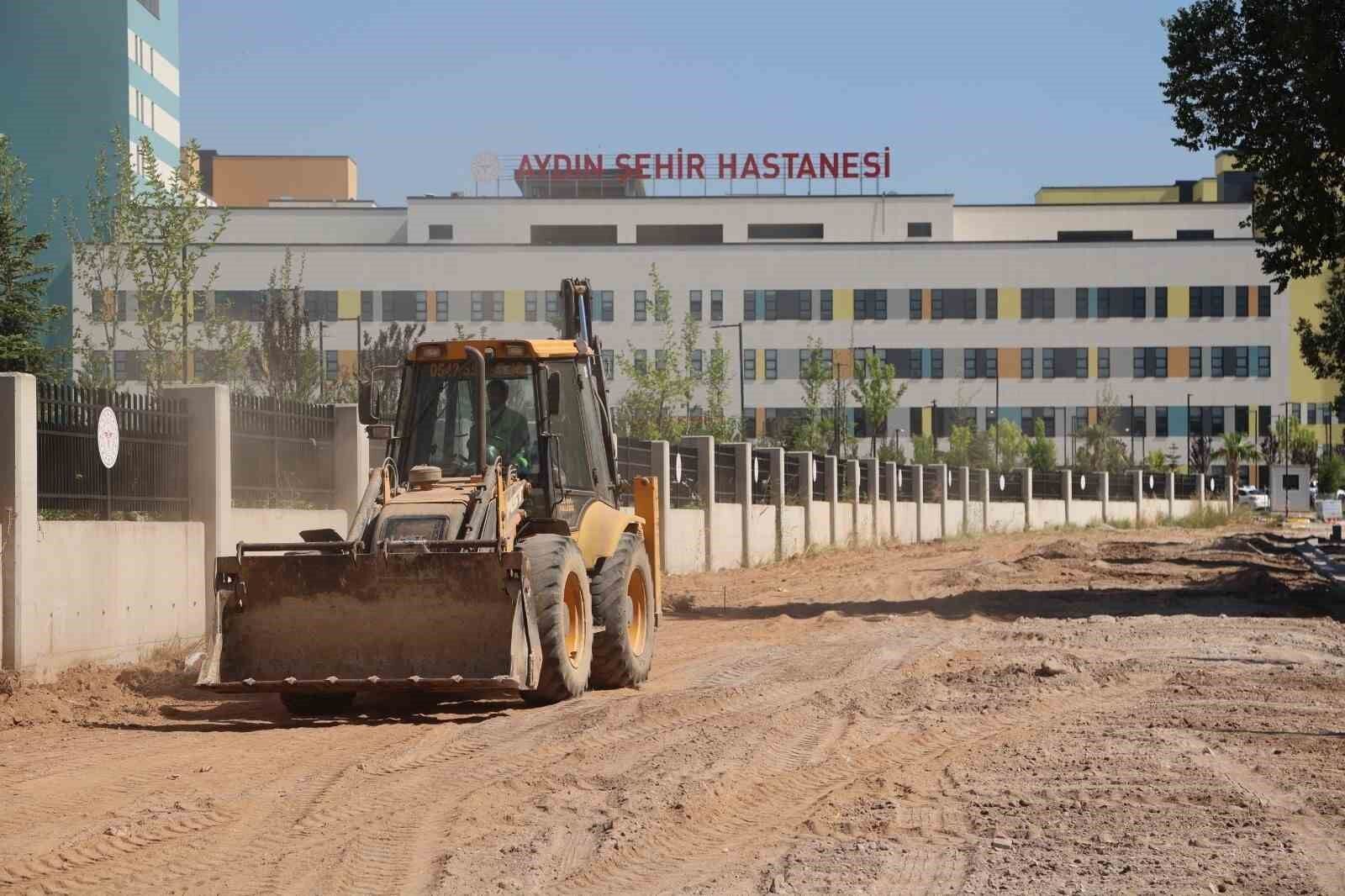 Efeler Belediyesi Nden Sehir Hastanesi Yolunda Calisma 1781255715401 710170