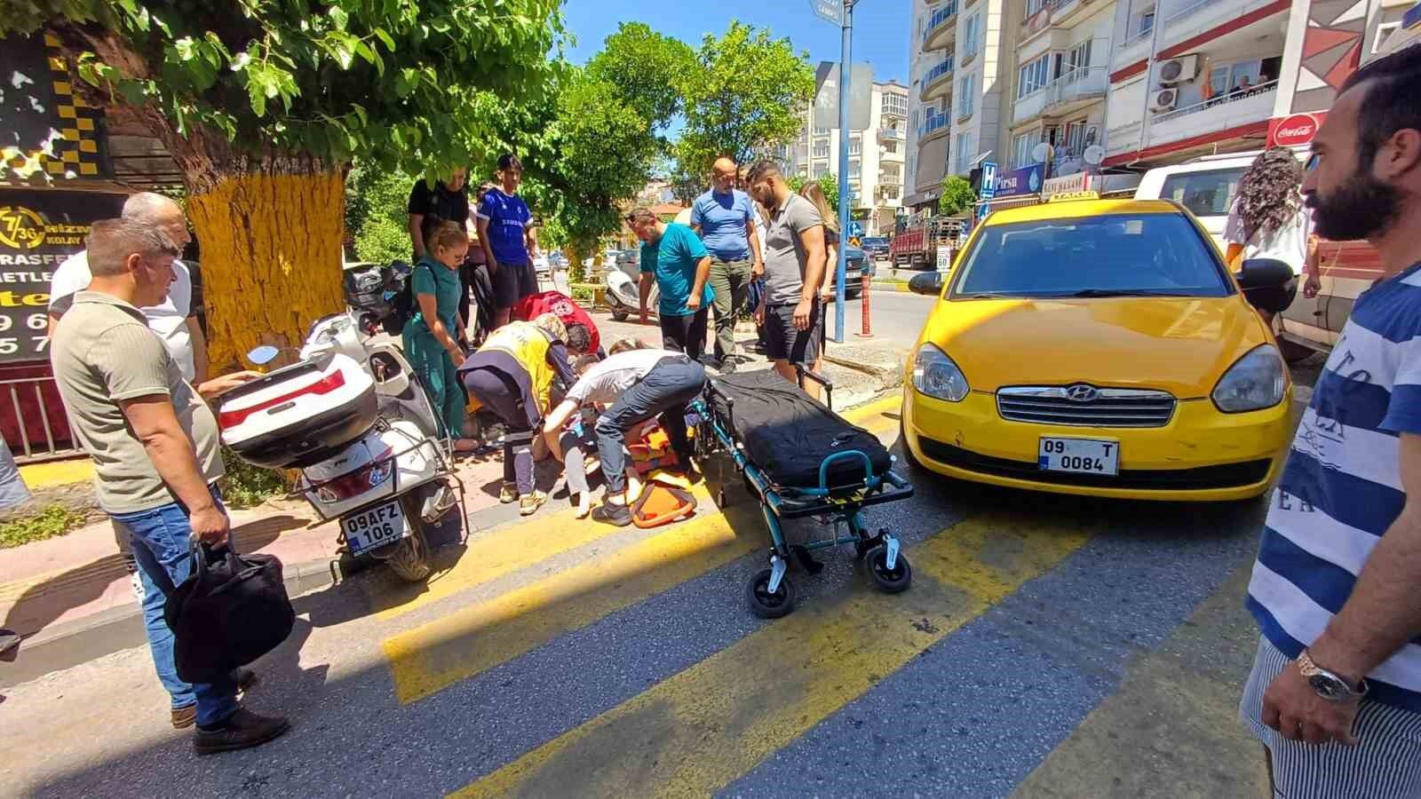 Efeler De Yolun Karsisina Gecmek Isteyen Kadina Taksi Carpti 1 Yarali 1780479301952 840396