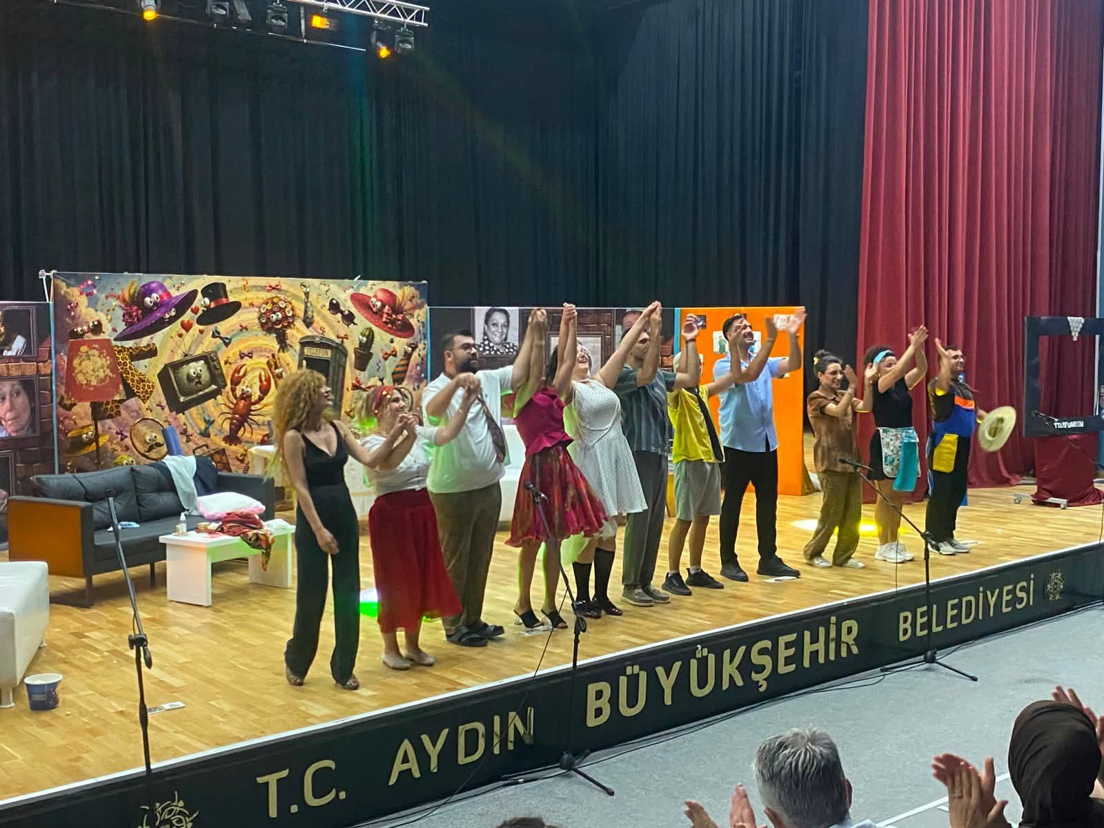 Figaronun Dunuru Adli Oyun Didimlilere Hos Saatler Yasatti 673486 7Cce21