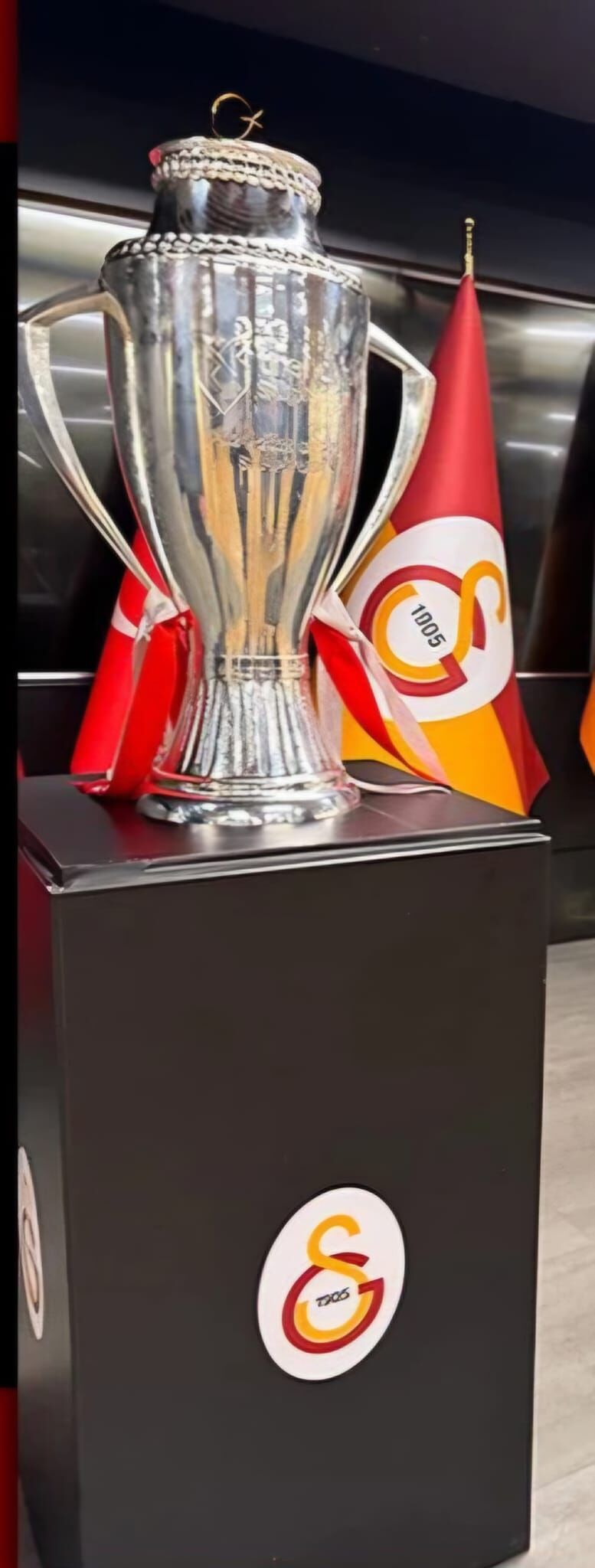 Galatasarayin Sampiyonluk Kupasi Aydina Geliyor 667662 58Fff0