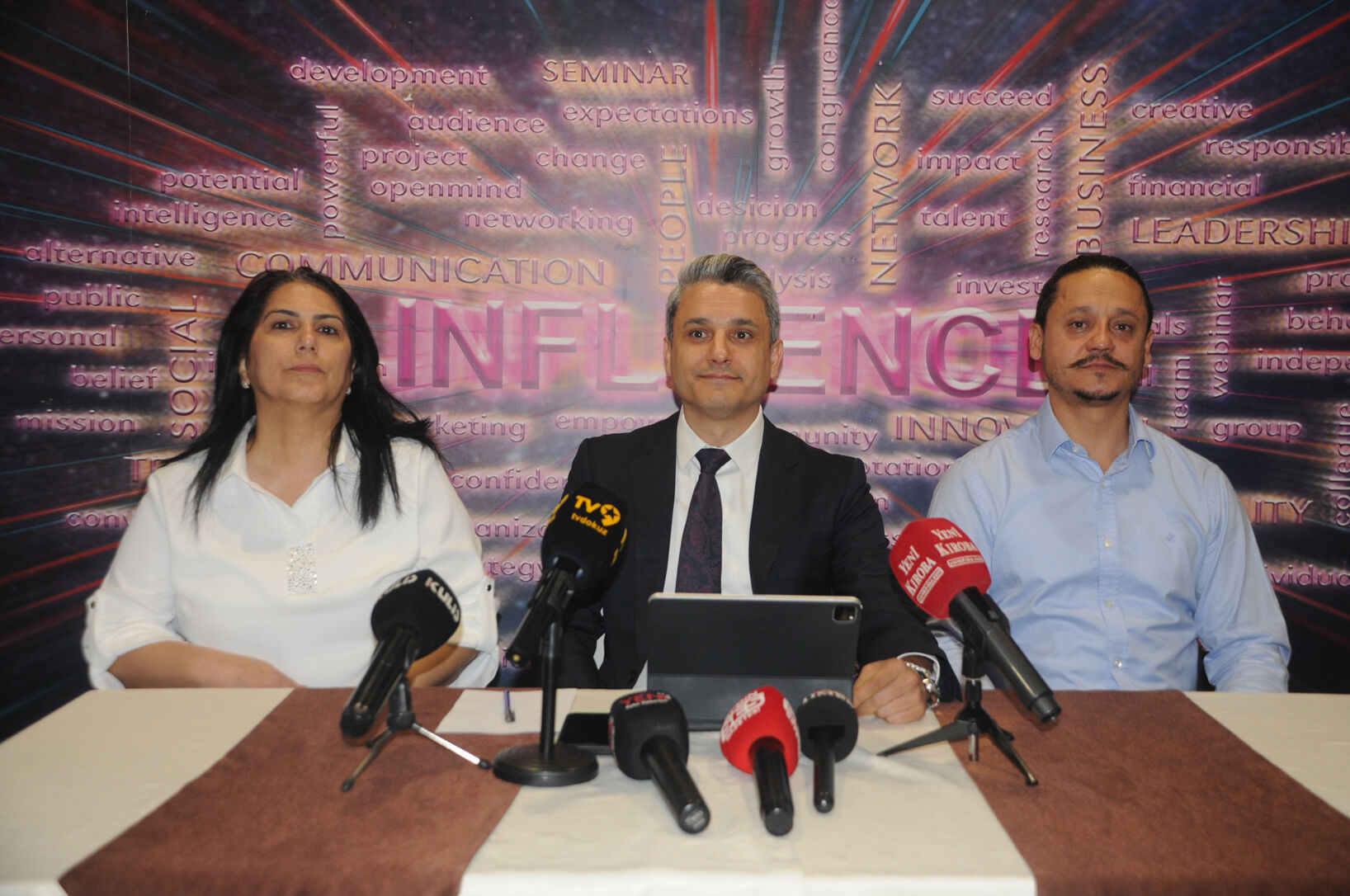 Hakan Maras 671151 F7F800