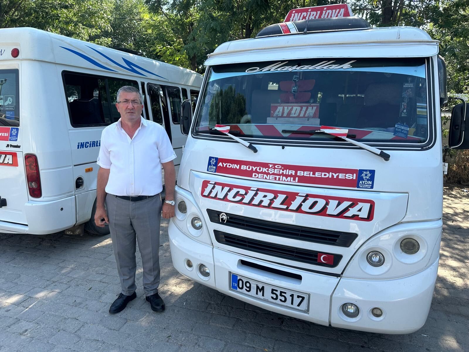 Incirliovali Minibusculerden Asure Hayri Araclar Yeni Durakt 673269 8E76B2