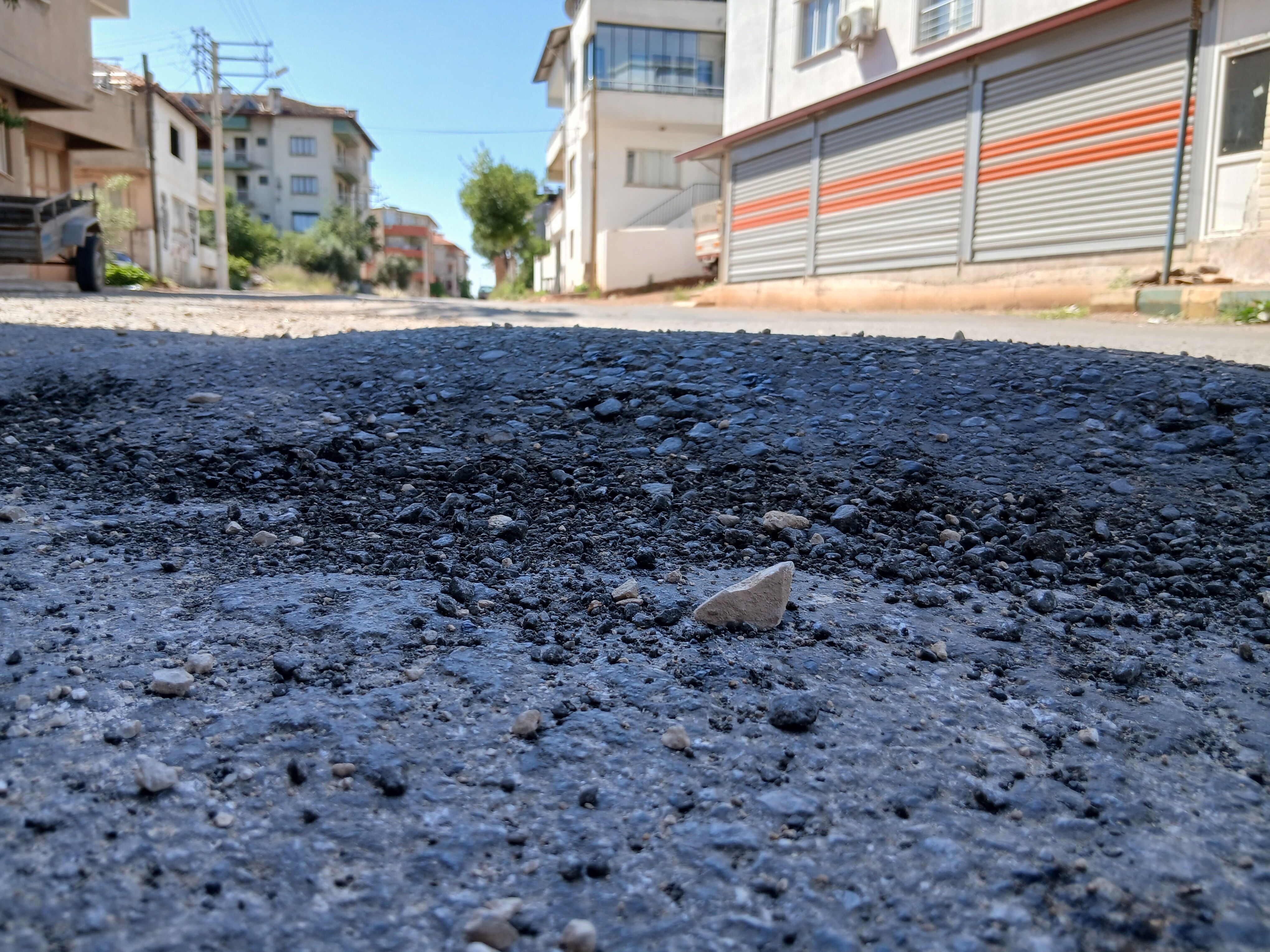 Karacasu Cuma Mahallesi Yolu Kostebek Yuvasina Dondu Surucul 670878 196A65