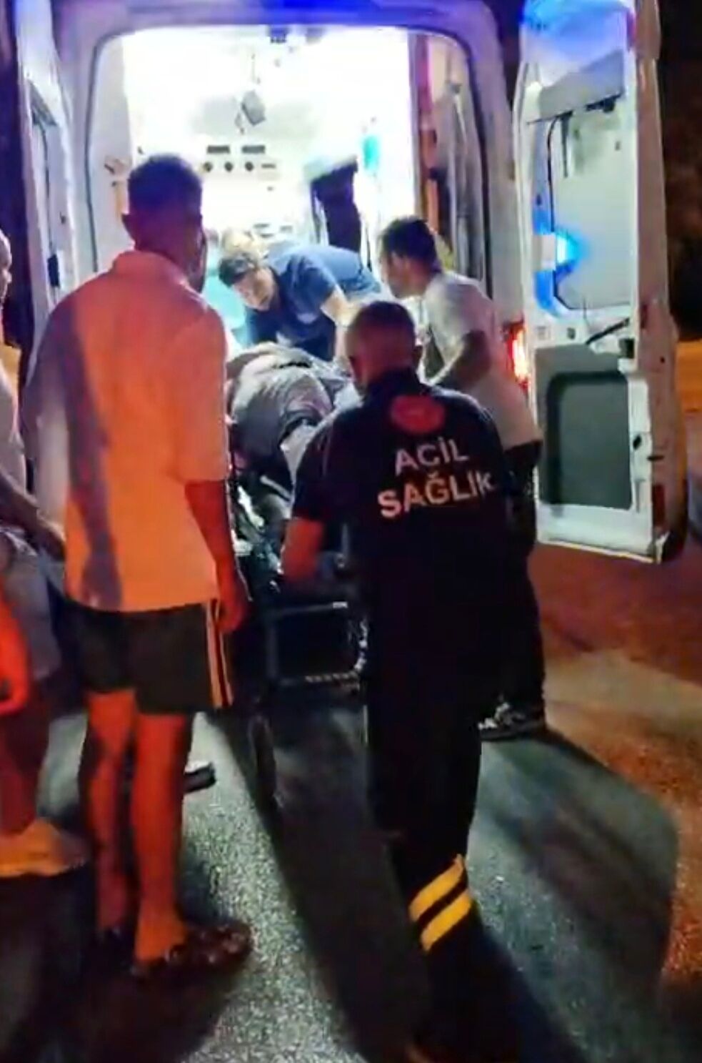 Kasksiz Surucu Olumden Dondu 671856 B5Fb7E