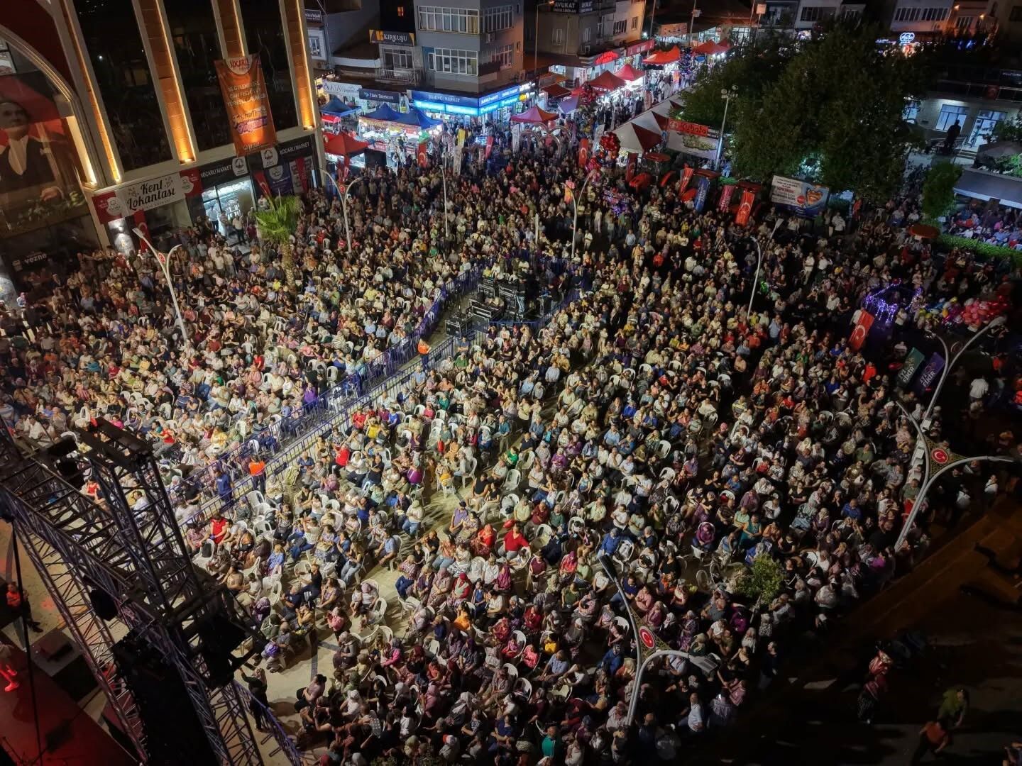 Kocarli Da Cam Fistigi Festivali Ayse Dincer Konseriyle Taclandi 1782633903365 703230