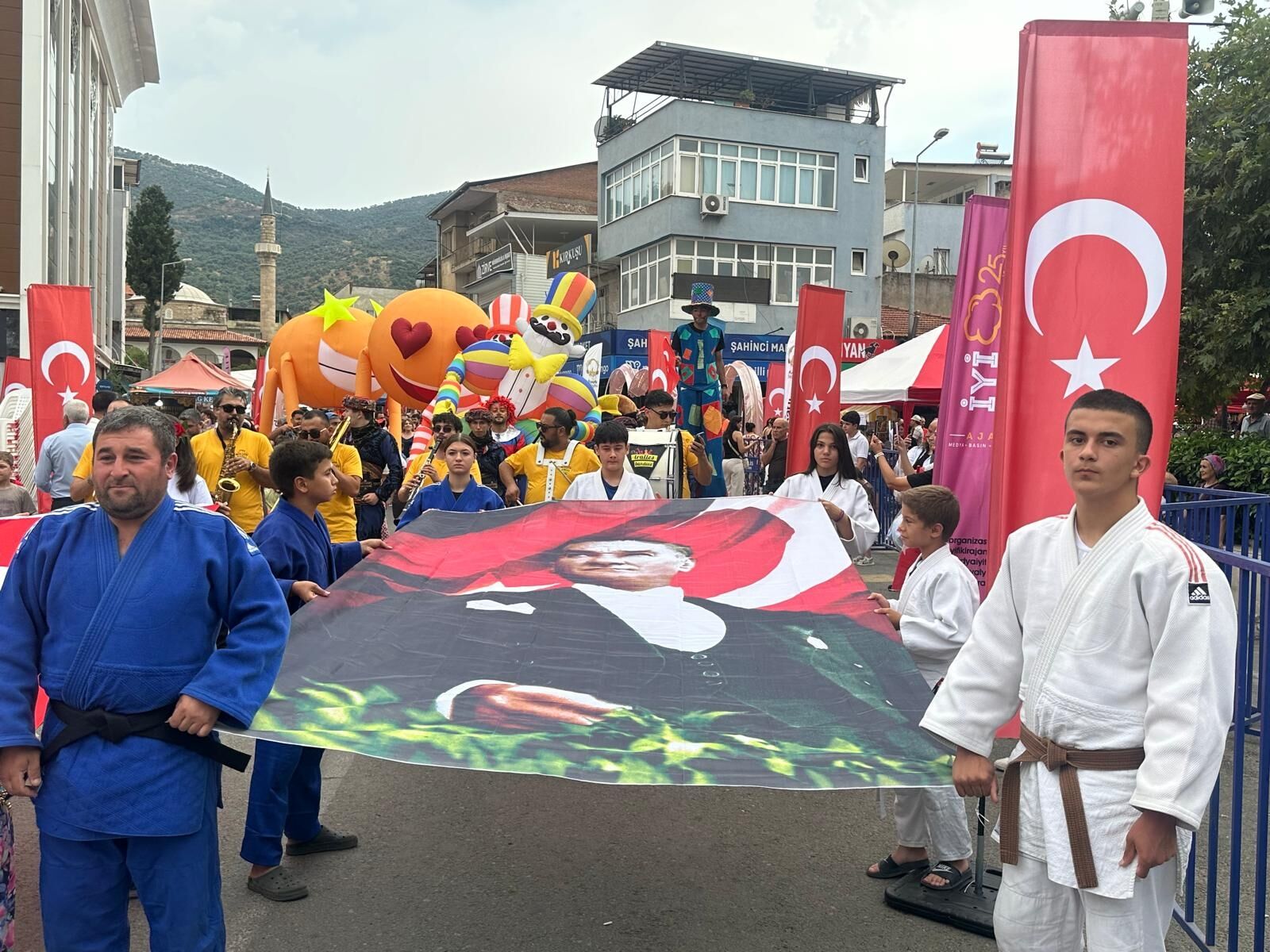 Kocarli Festivali Kortejle Basladi 673545 21C94D