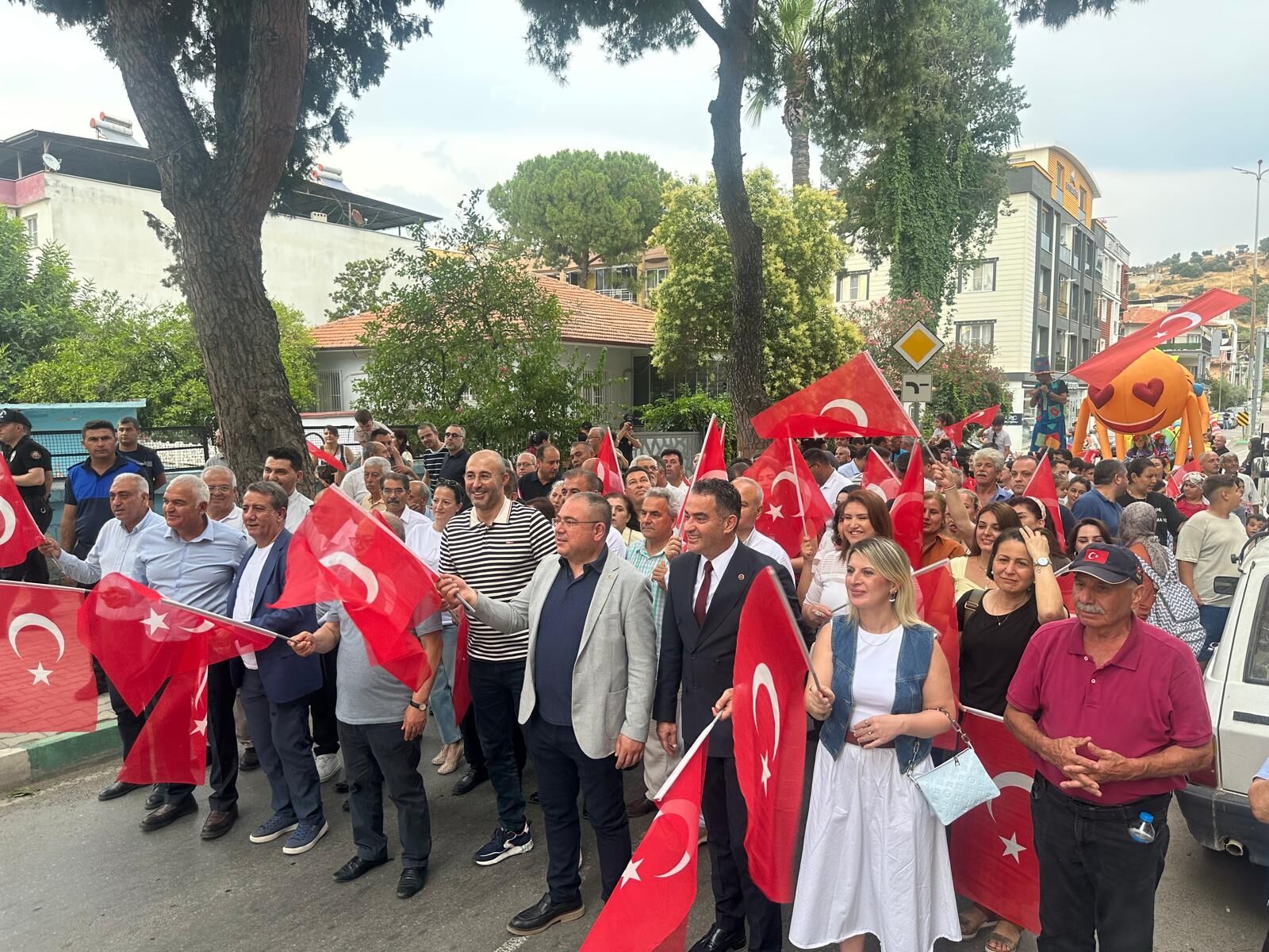 Kocarli Festivali Kortejle Basladi 673545 99211D