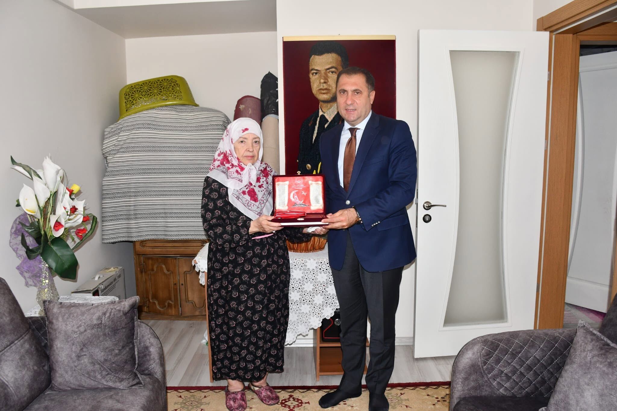 Kocarlida Devletin Sefkat Eli Vatandasin Yaninda 667850 3F0732