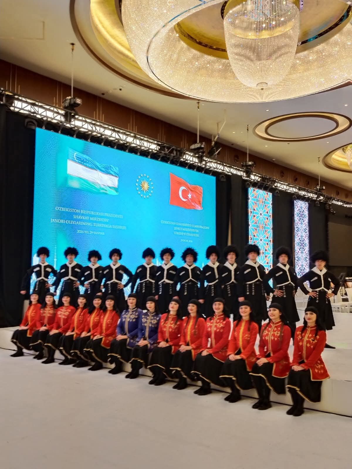 Kufad Ekibi Uzakdoguda Turk Ruzgari Estirdi 667158 B74F0D