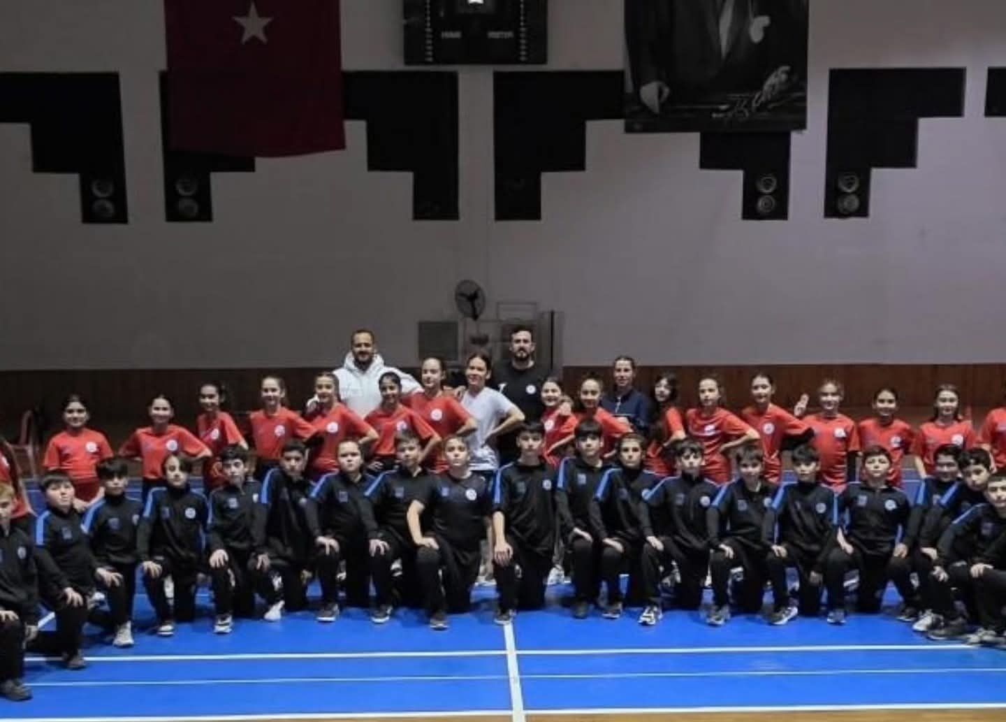 Kusadali Efeler Gozunu Zirveye Dikti 669842 Bd823C