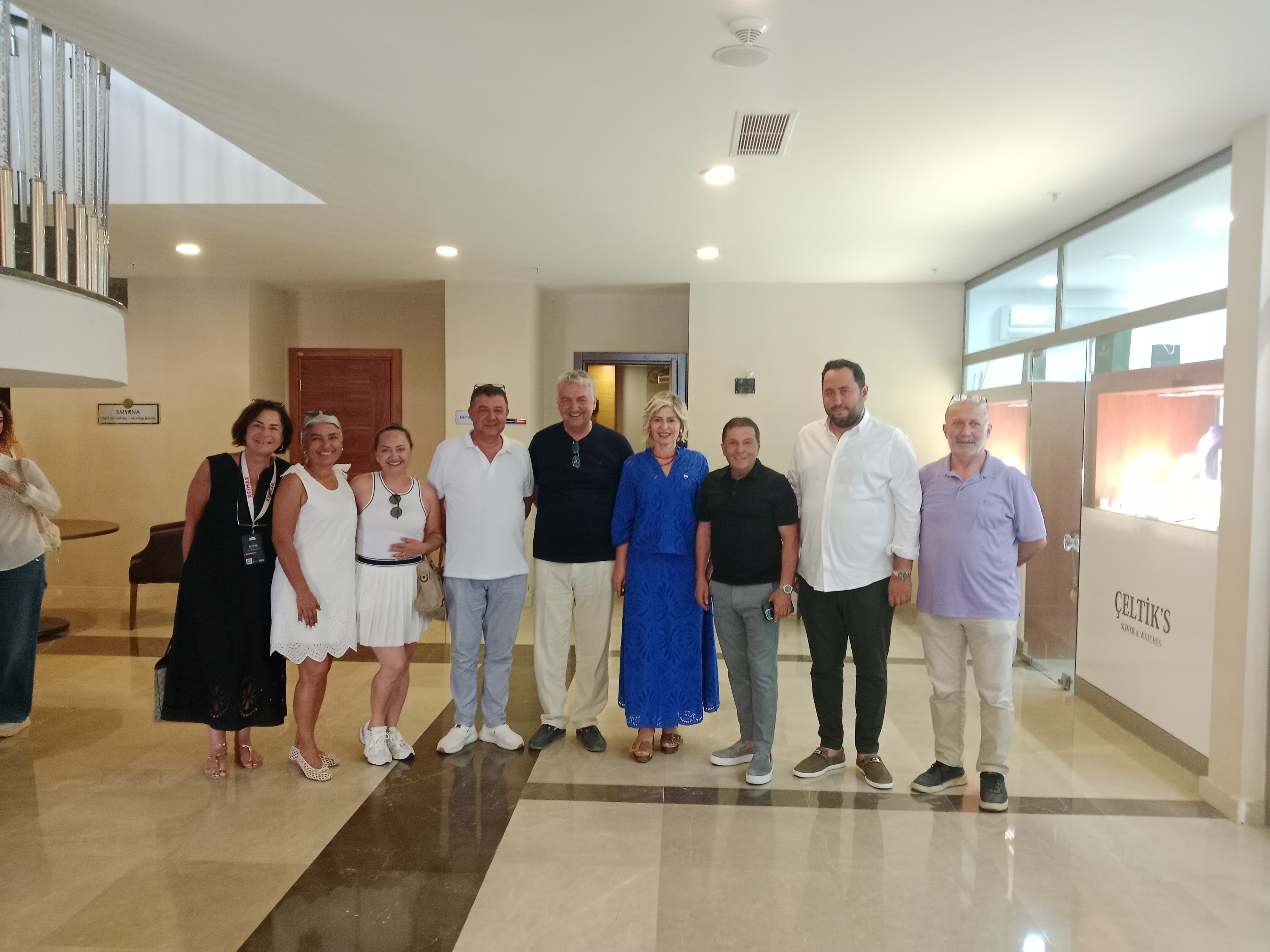 Kusadasi Gayrimenkul Zirvesinde Bulustu 670616 56Efed