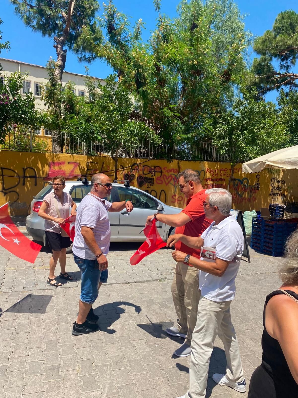 Kusadasi Iyi Partiden Bayrak Aciyoruz Seferberligi 673164 2D6Ce3