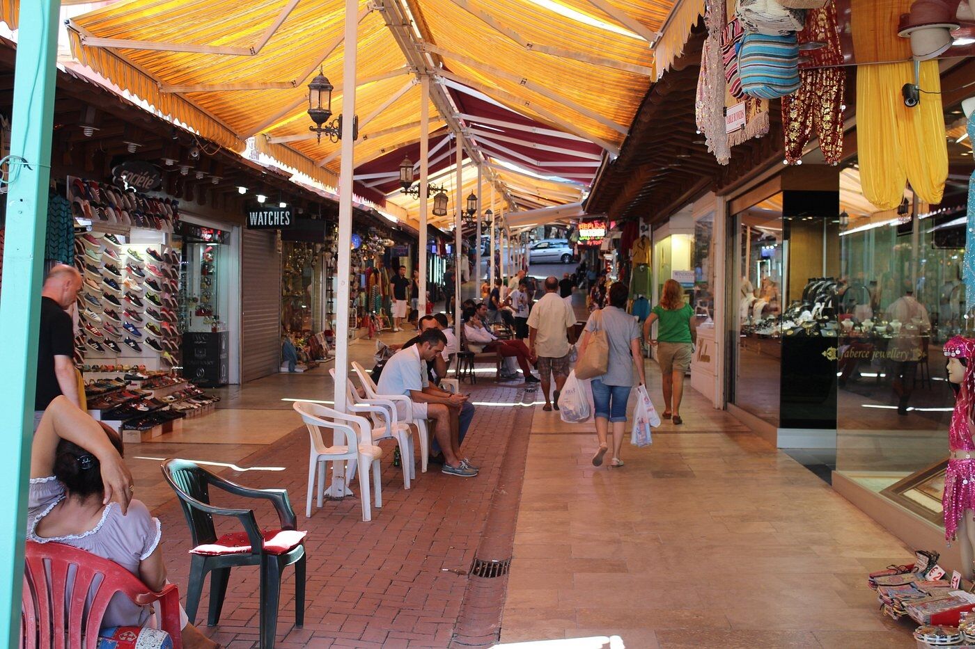 Kuto Baskani Akdogan Grand Bazaar Esnafini Agirladi 672849 9F4629