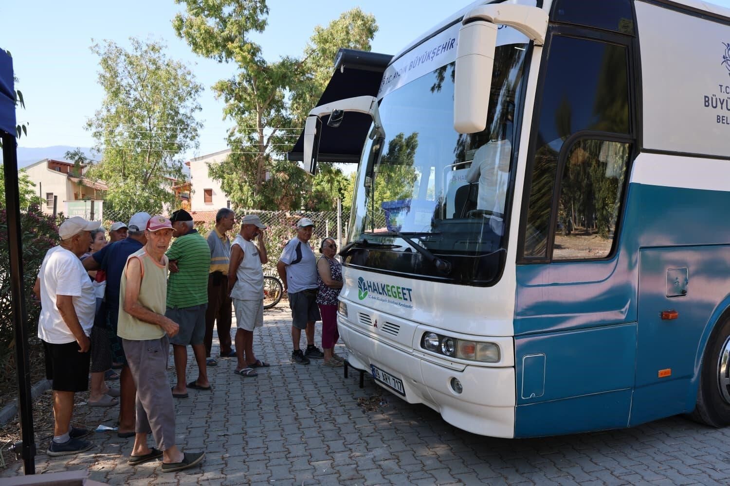 Mobil Halk Ege Et Davutlar Da Vatandaslardan Yogun Ilgi Gordu 1782653406742 122593