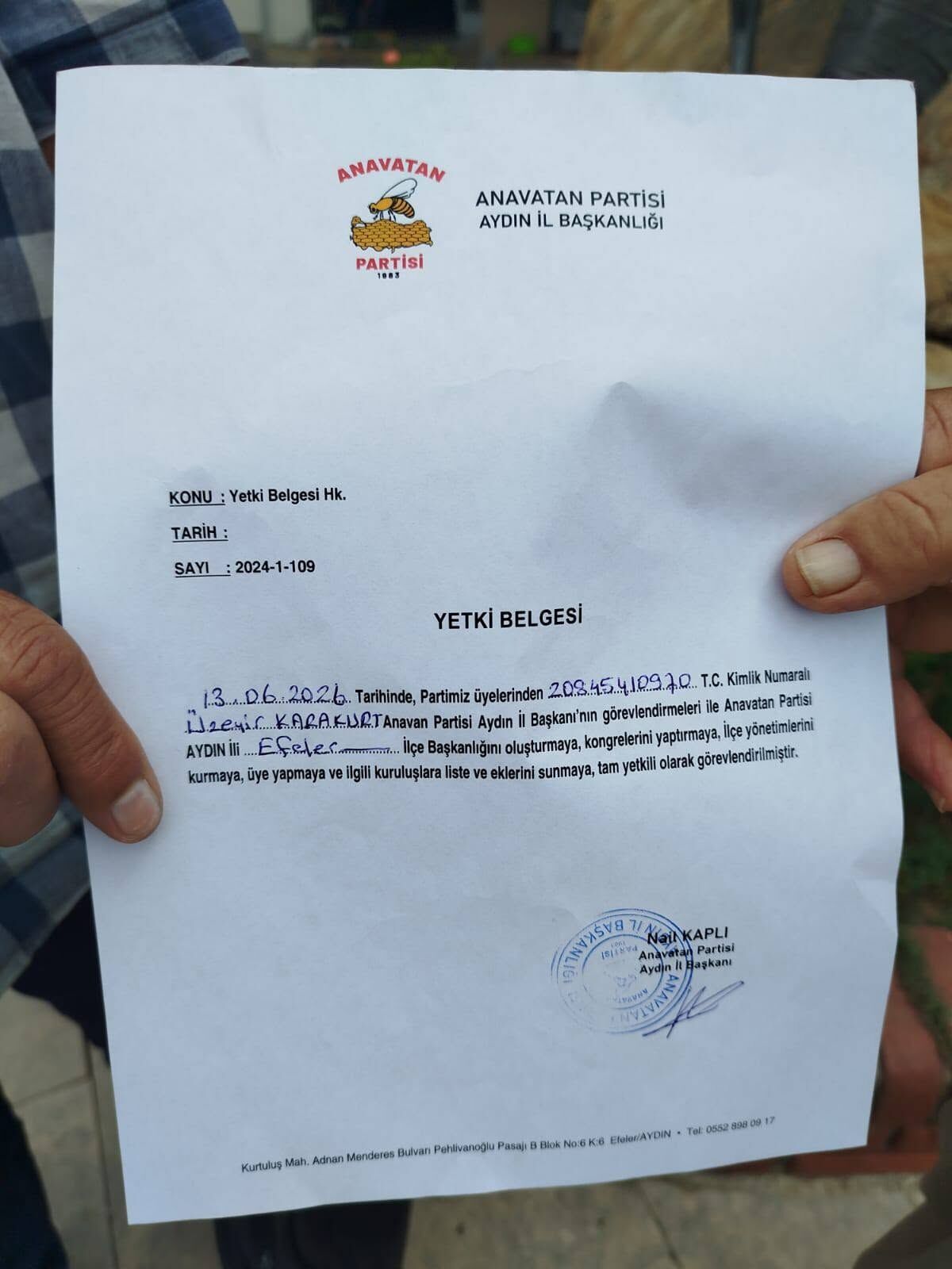 Nail Kapli Aydinda Anavatani Ayaga Kaldiriyor Yoruk Ali Efe 669746 45C9Df