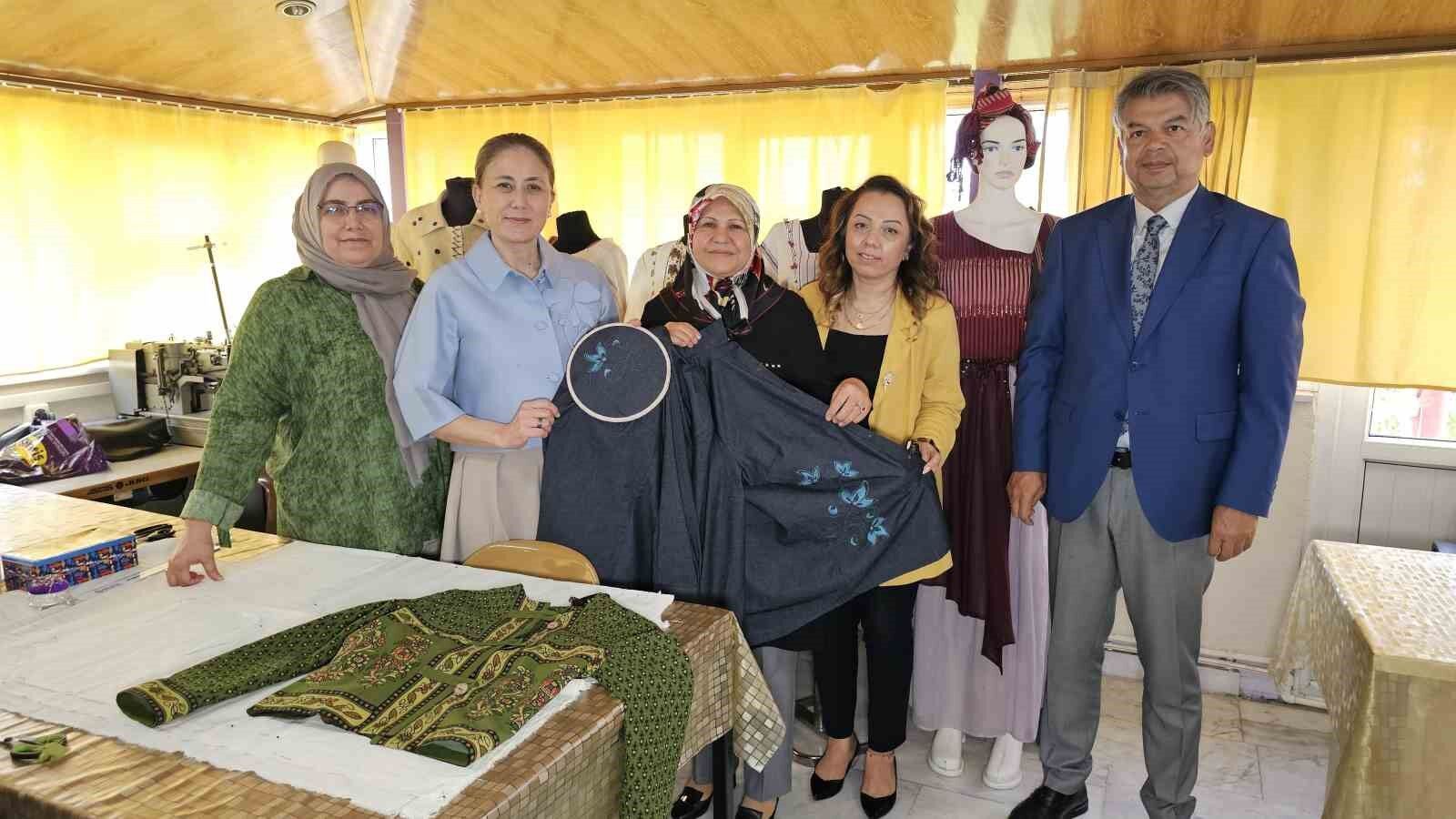 Nazilli De Halk Egitimin Kurslari Yogun Ilgi Goruyor 1780830003270 294480