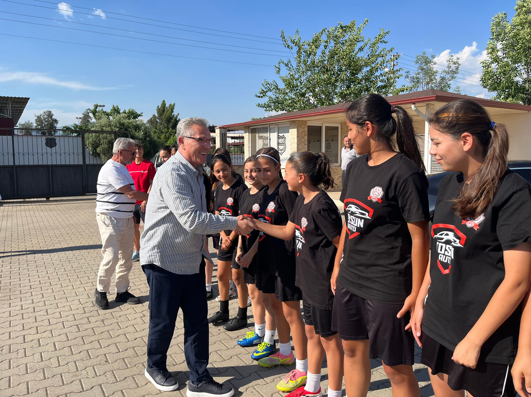 Nazillide Futbolun Birlestirici Gucu Dostluk Macinda Ornek B 669374 43C664