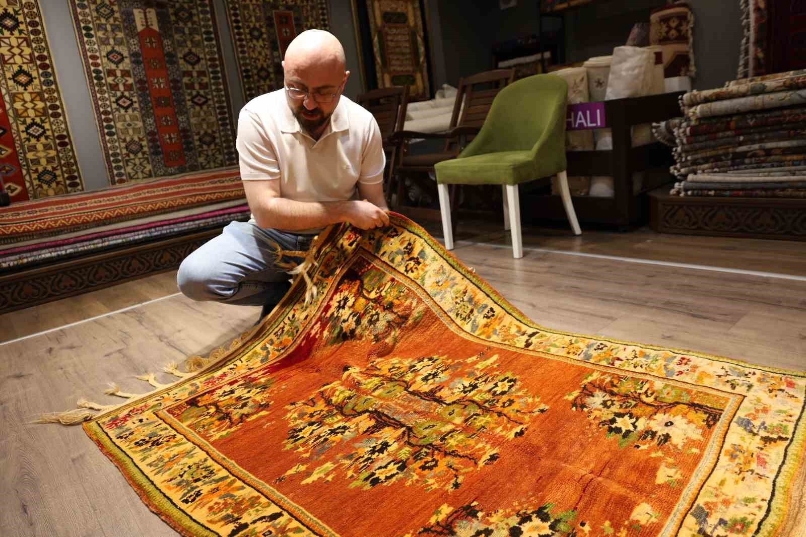 O Kadar Kiymetli Ki Yere Serilmiyor 1781423702929 991597