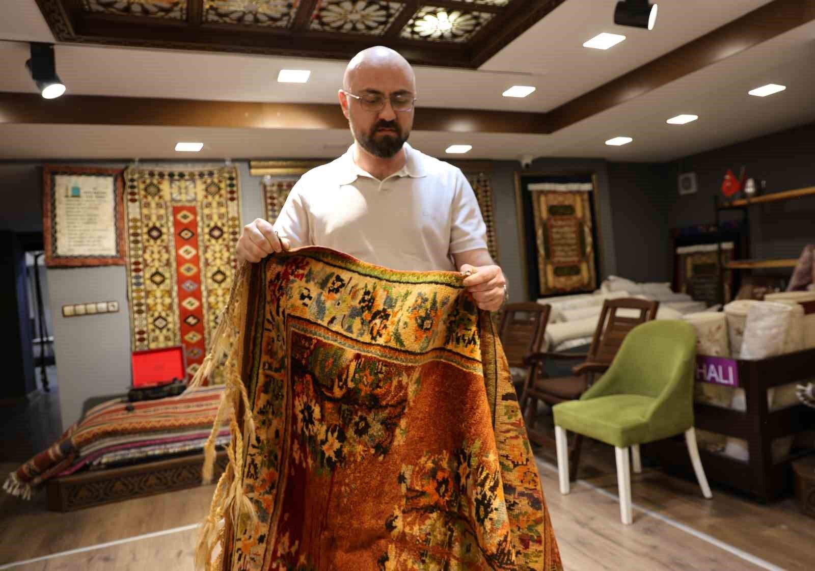 O Kadar Kiymetli Ki Yere Serilmiyor 1781423703568 745719