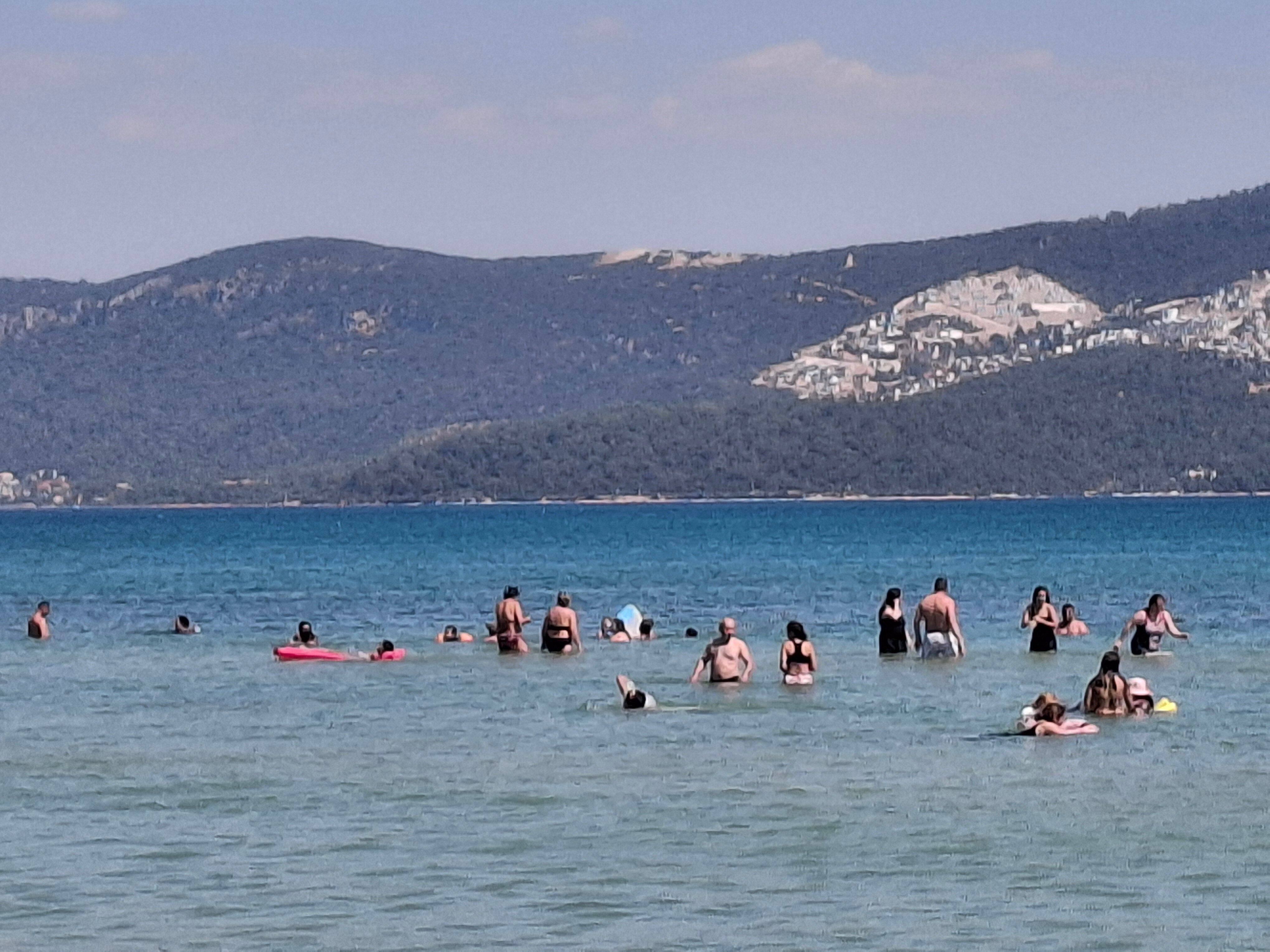 Okullar Kapandi Didim Plajlari Cocuklarla Doldu 673960 94A6A9