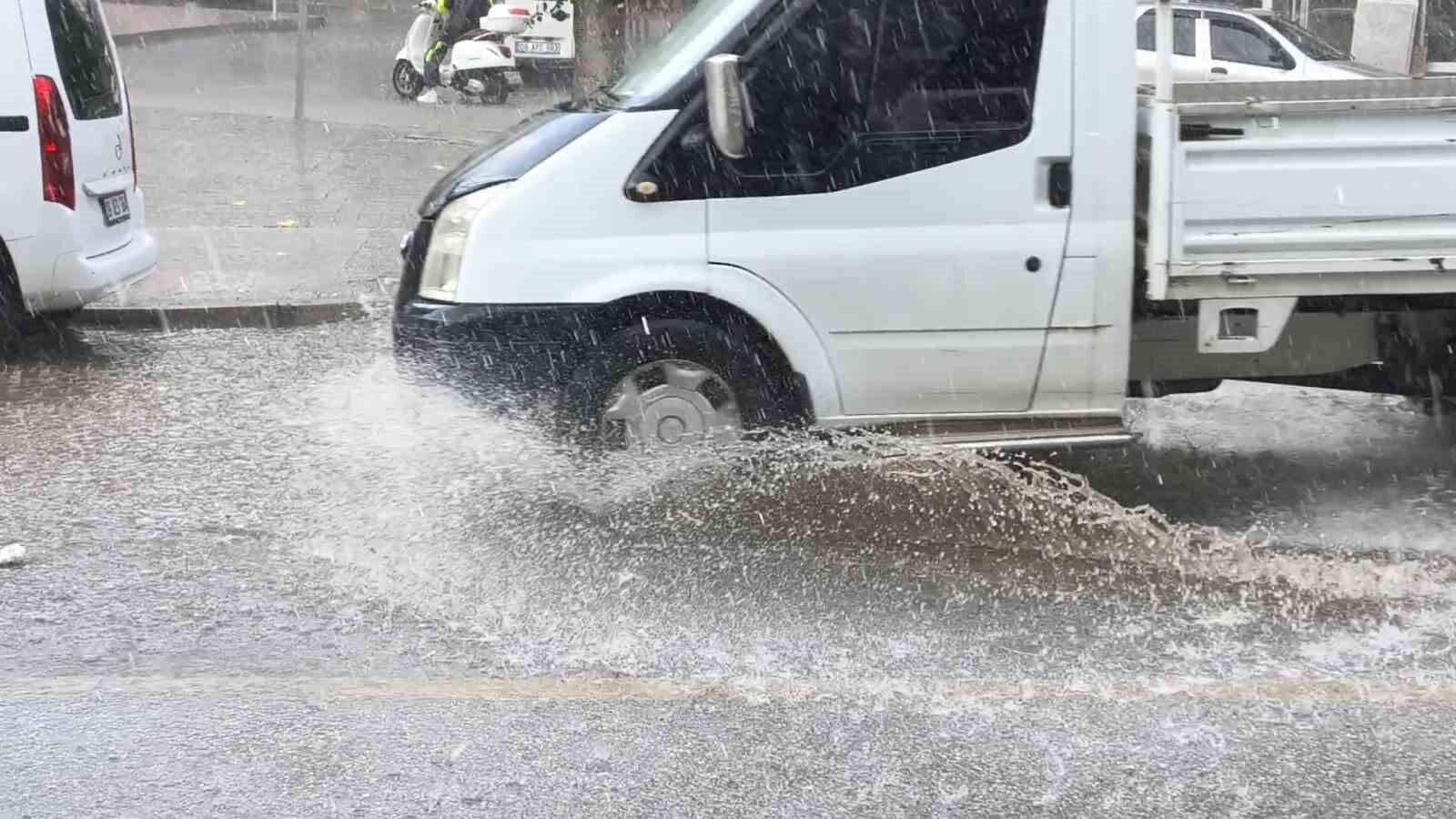 On Dakika Yagdi Yollar Gole Dondu 1781873405828 171606