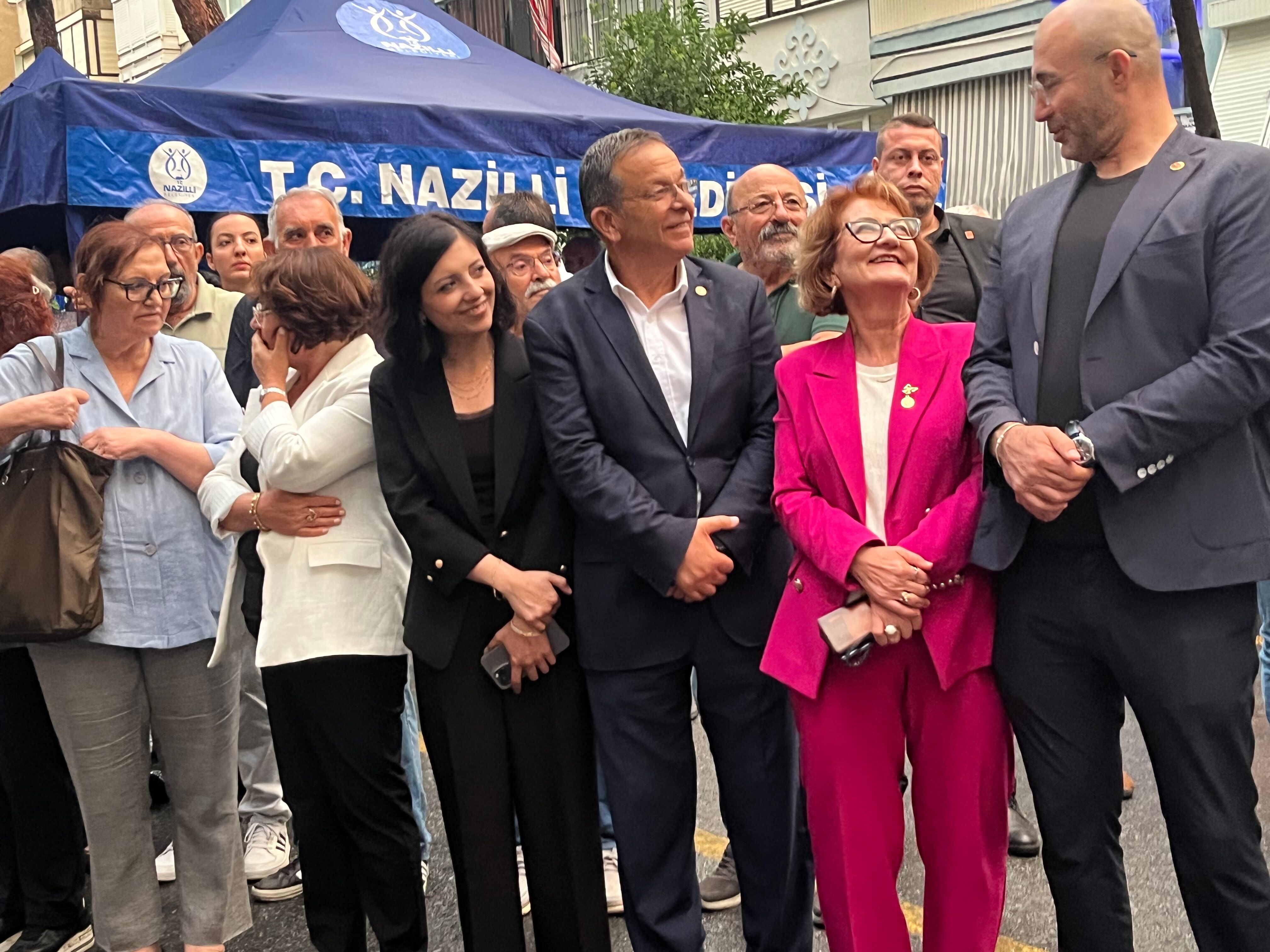Ozgur Ozelden Bulbule Taziye Ziyareti Acisini Paylasti 671697 1A8710