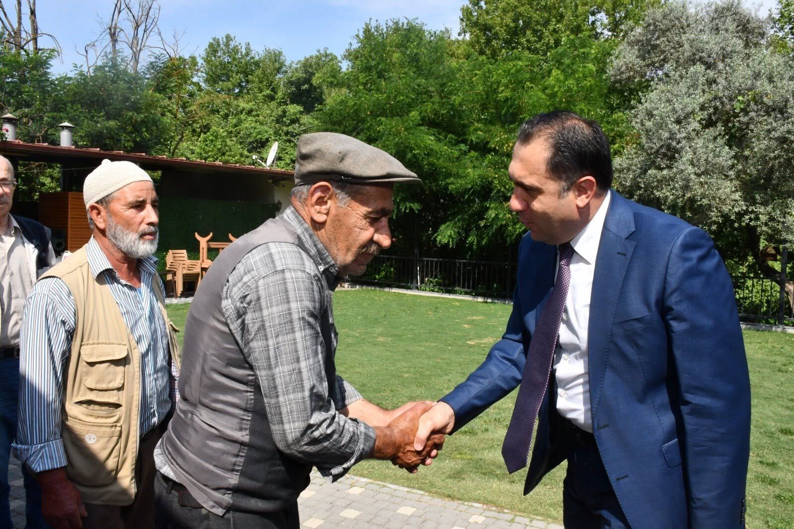 Sehit Babalari Ayni Sofrada Bulustular 671979 4Aaacb