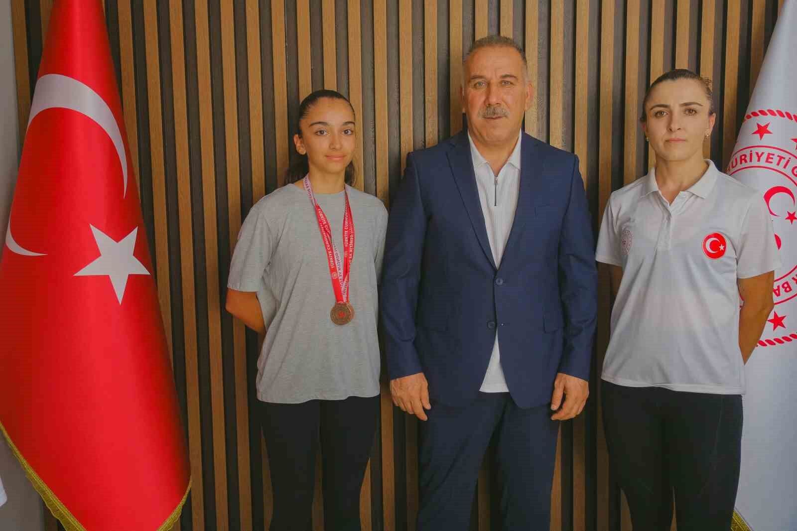 Turkiye Ucuncusu Bisikletci Hena Aydin A Dondu 1781016903438 743686