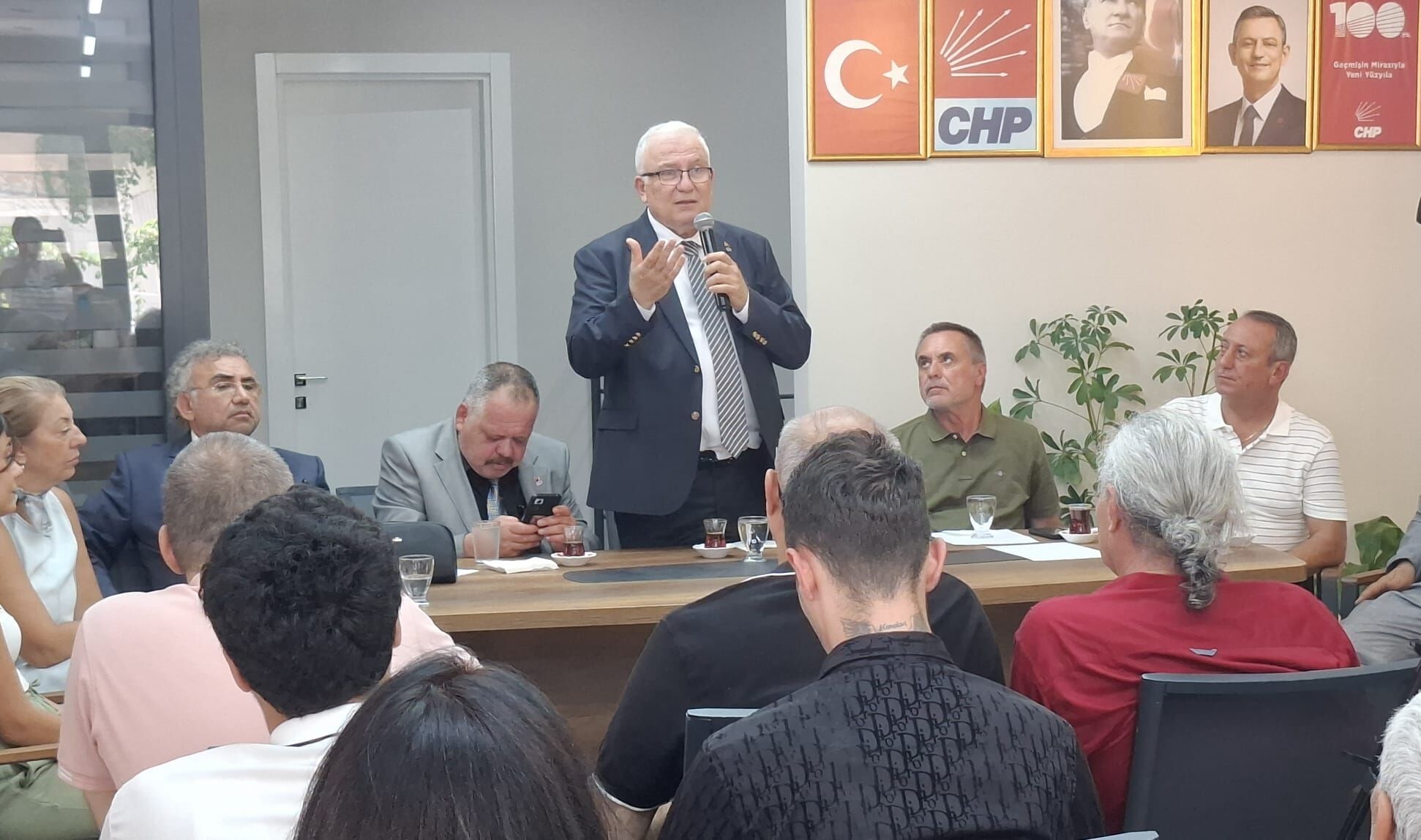 Zafer Partili Av Pehlivanoglundan Kusadasi Cikarmasi 672557 909141