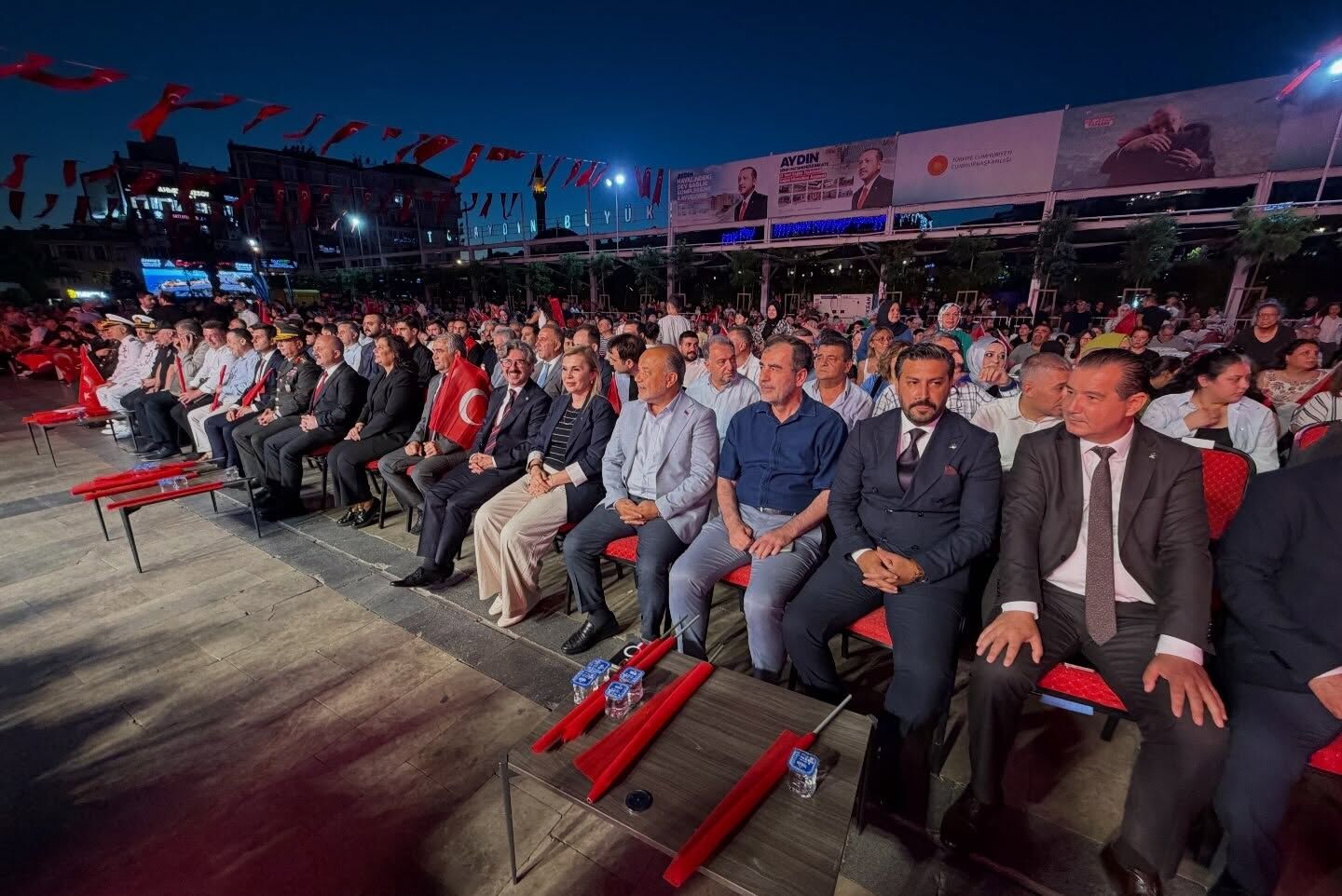 Ak Parti Aydindan Demokrasi Nobeti Unutmadik Unutturmayacagi 678844 0D29D2