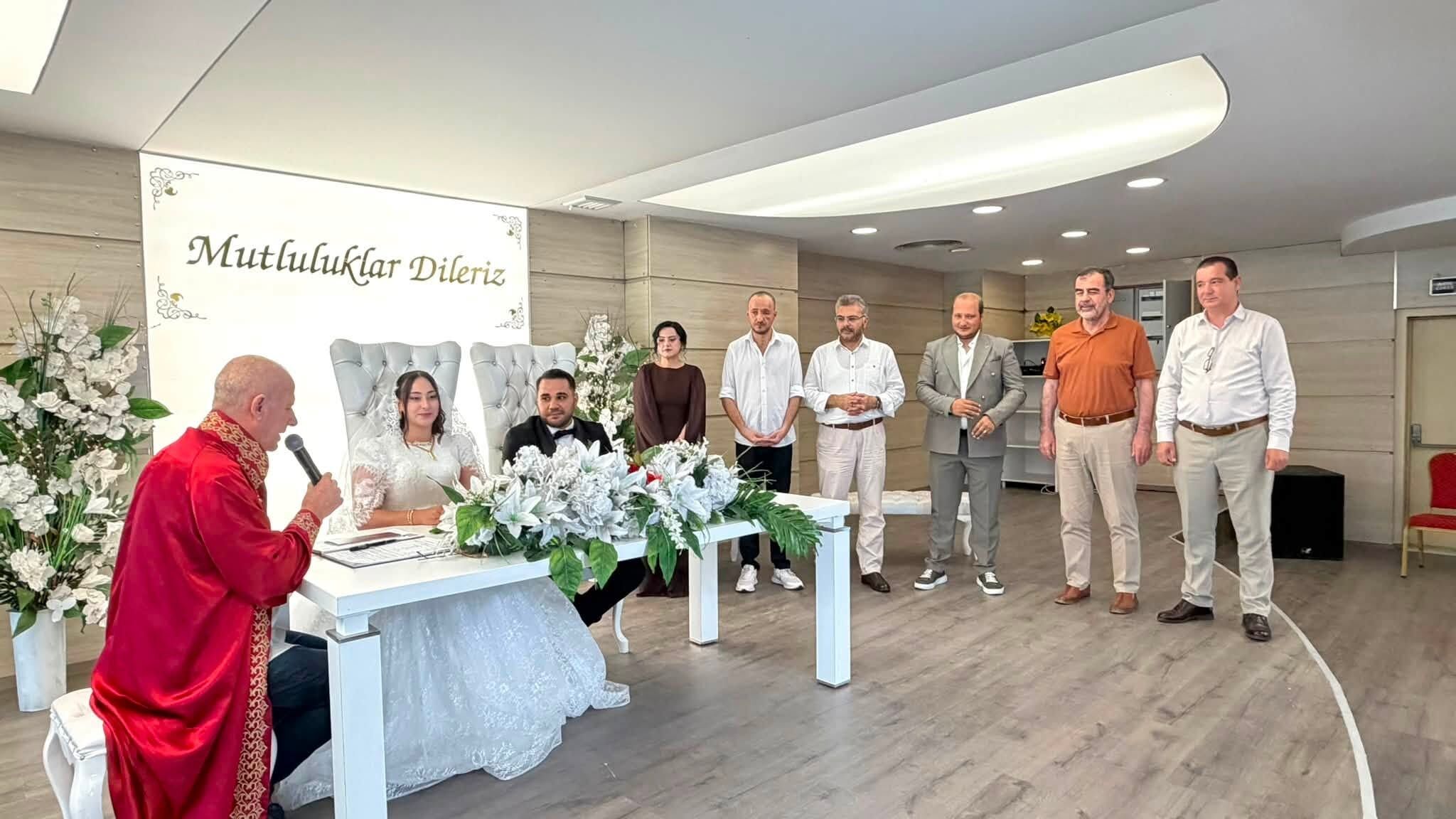 Ak Parti Heyetinden Genc Cifte Nikh Sahitligi 679493 74777F