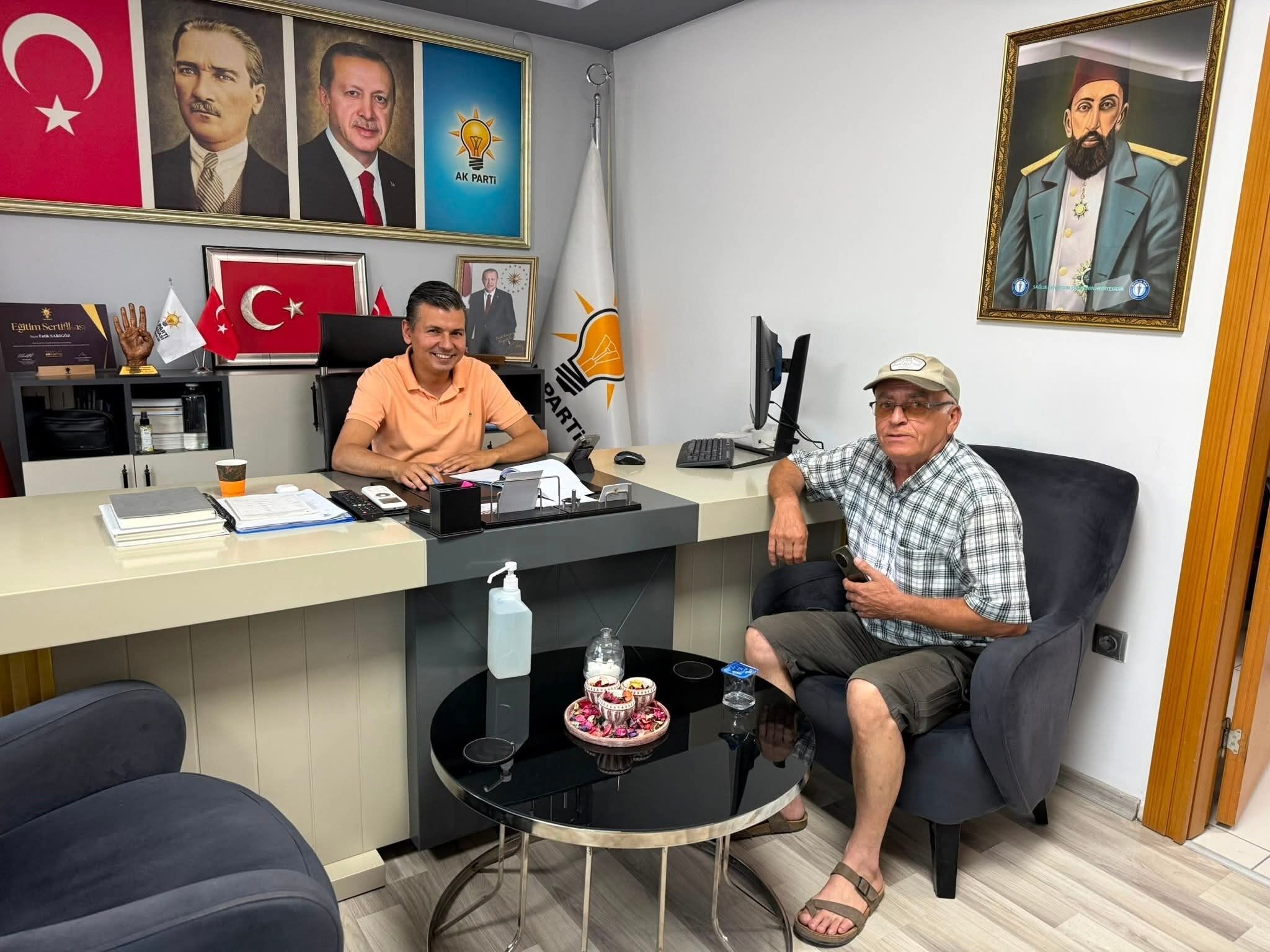 Ak Partili Baskan Sarigoz Kapimiz Da Gonlumuz De Herkese Aci 678364 545Bec