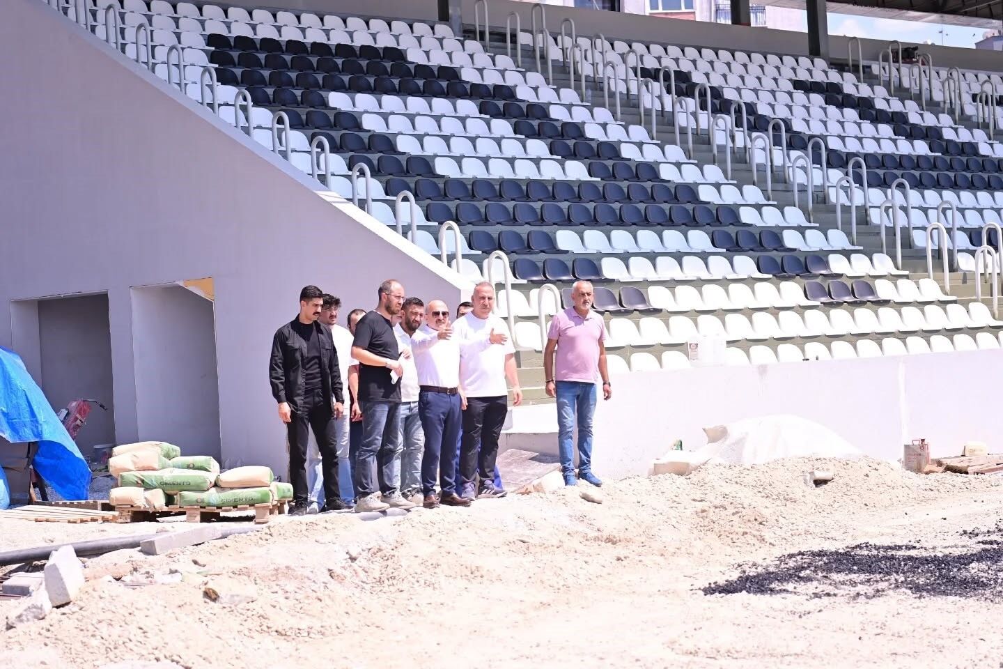 Aydin Da 6 Bin Kisilik Adnan Menderes Stadyumu Nun Yapimi Suruyor 1783172403781 156274