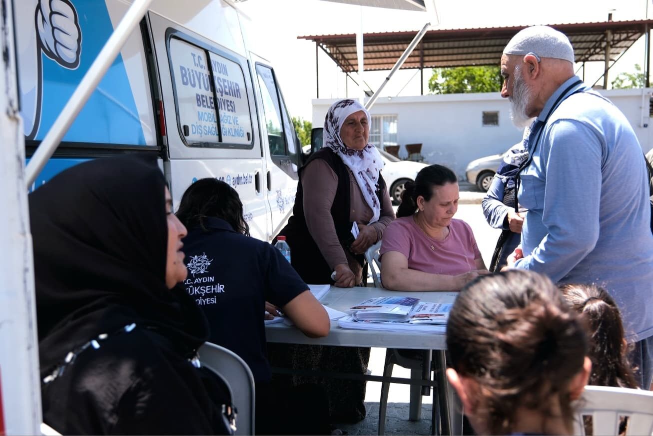 Aydin Da Mobil Dis Klinikleri Vatandaslarin Ayagina Gidiyor 1783493103514 342277