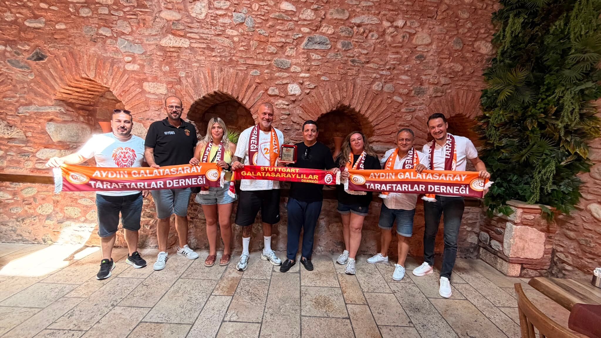 Aydin Galatasaray Taraftarlar Derneginden Onemli Temaslar Du 677411 Dfc73B