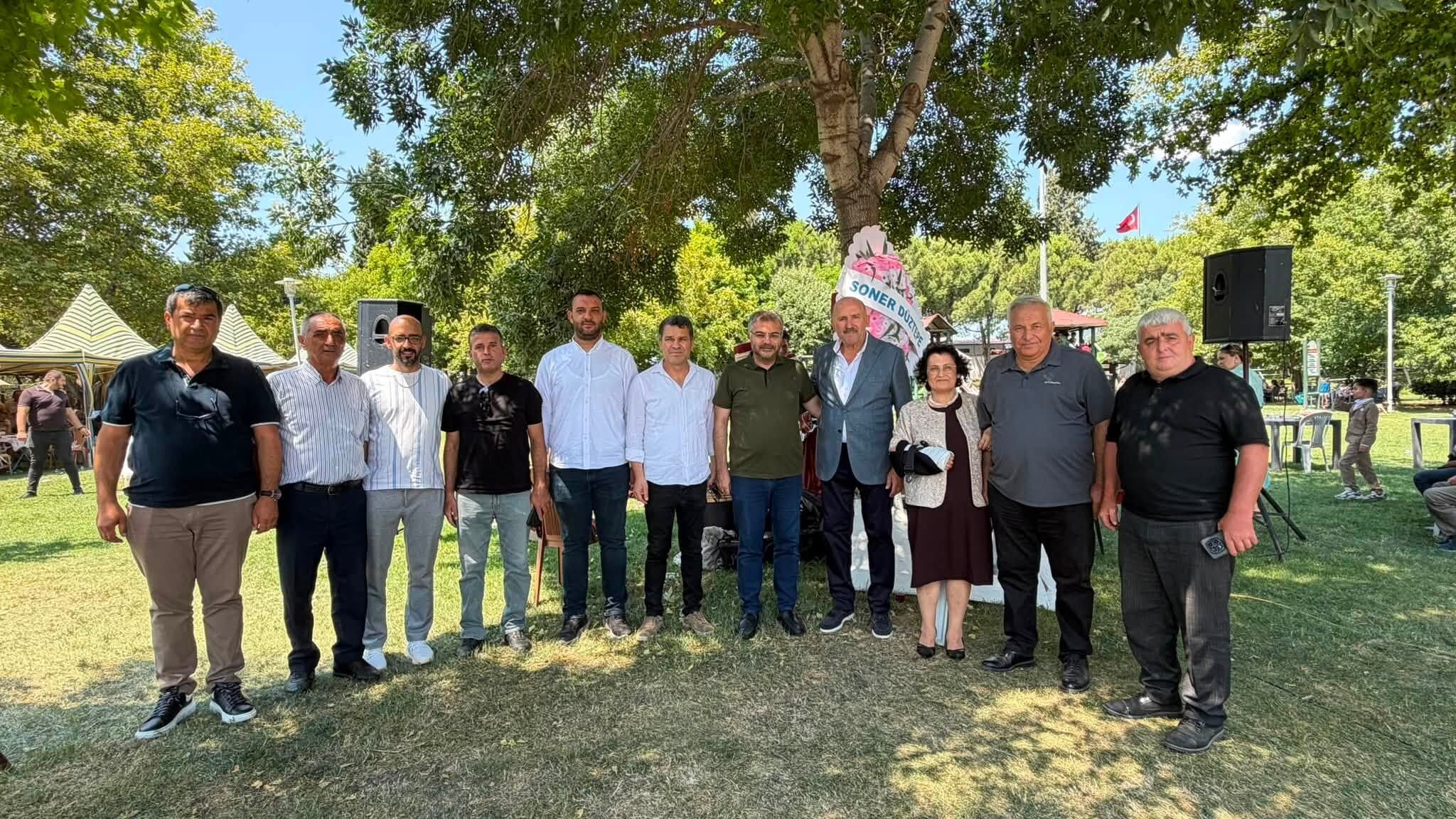 Aydinda Eski Belediye Baskanin Mutlu Gunu 675821 Acfa6C
