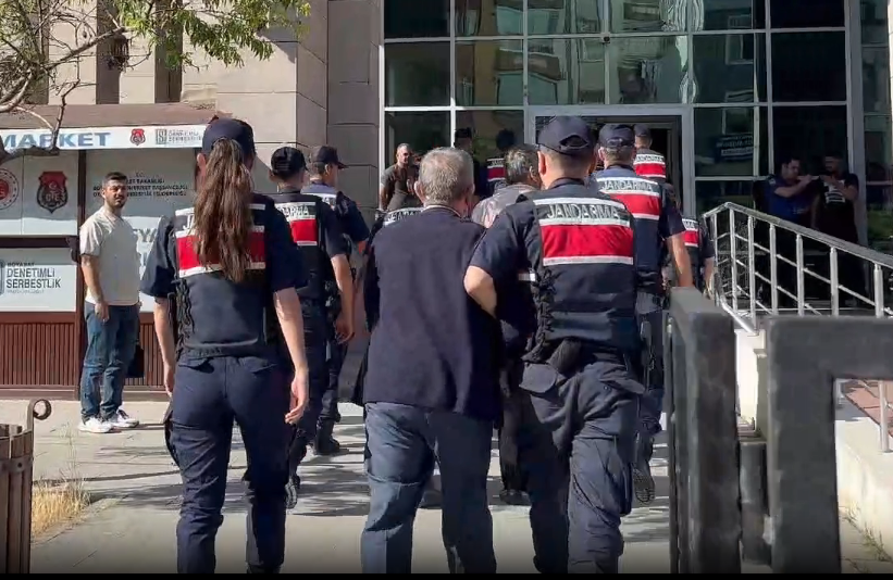 Aydinda Harac Cetesi Cokertildi 9 Milyarlik Para Trafigi Des 680092 9D52Bb