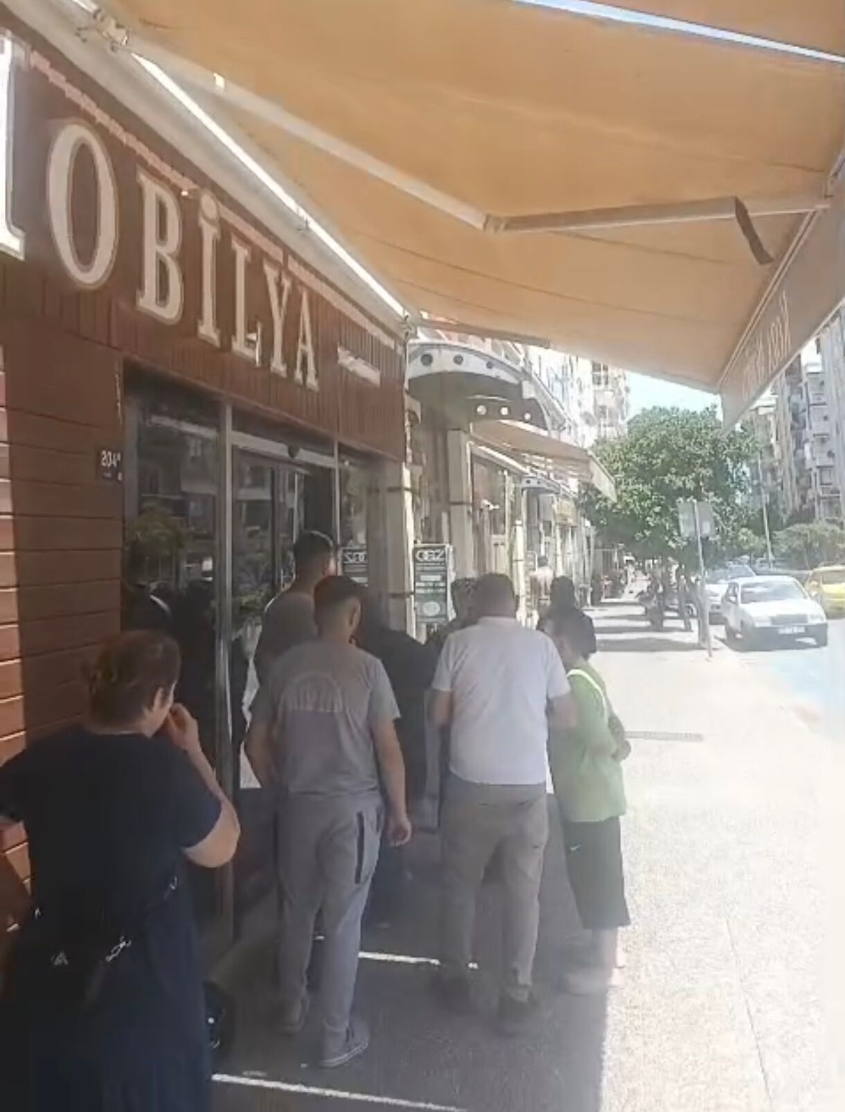 Aydindaki Mobilya Magazasinda Vurgun Iddiasi Paralari Alip K 676628 209Ef9