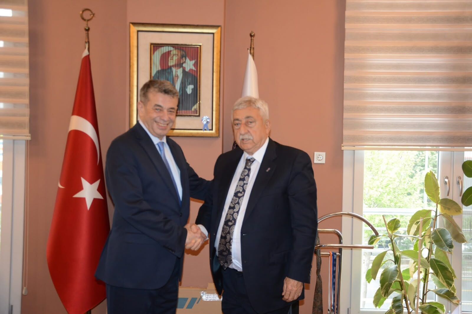 Aydinli Baskan Kunkcu Tesk Yonetiminde 674792 8E8782