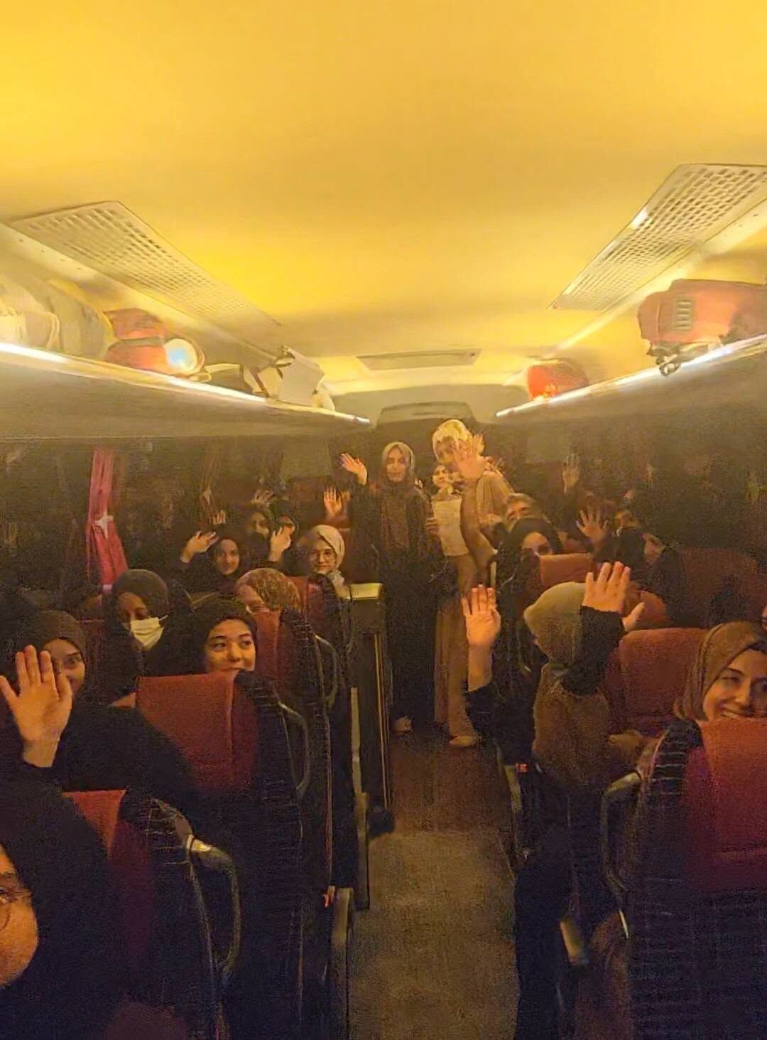 Aydinli Hafizlar Kutsal Topraklara Ugurlandi 678003 4D2B91