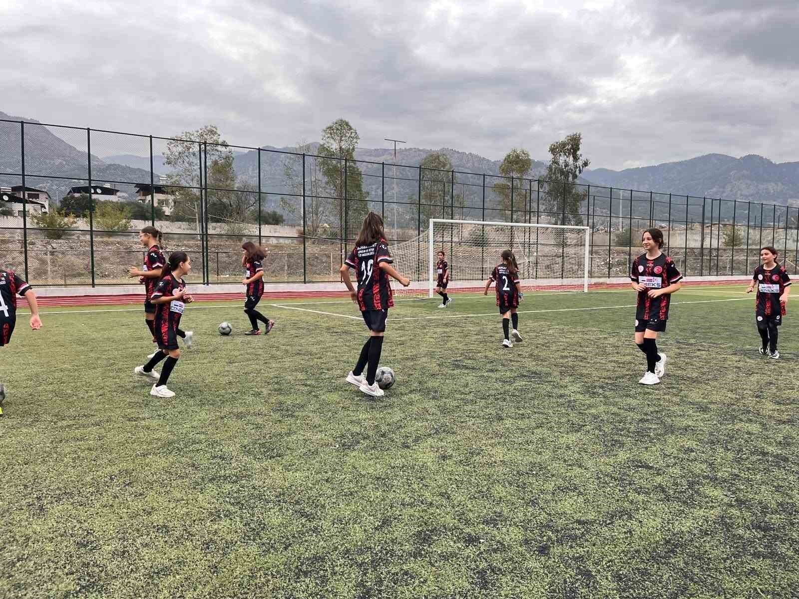 Buharkent Te Uyusturucuyla Mucadeleye Futbol Destegi 1783867203147 618241