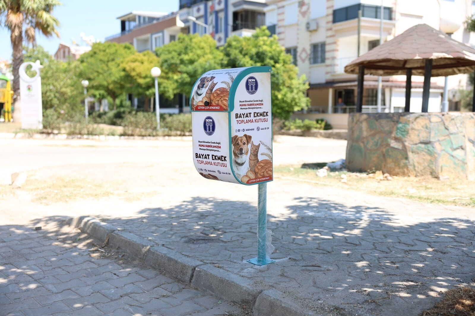 Didim Belediyesi Bayat Ekmek Kutularini Kent Genelinde Yaygi 682428 F34Adf