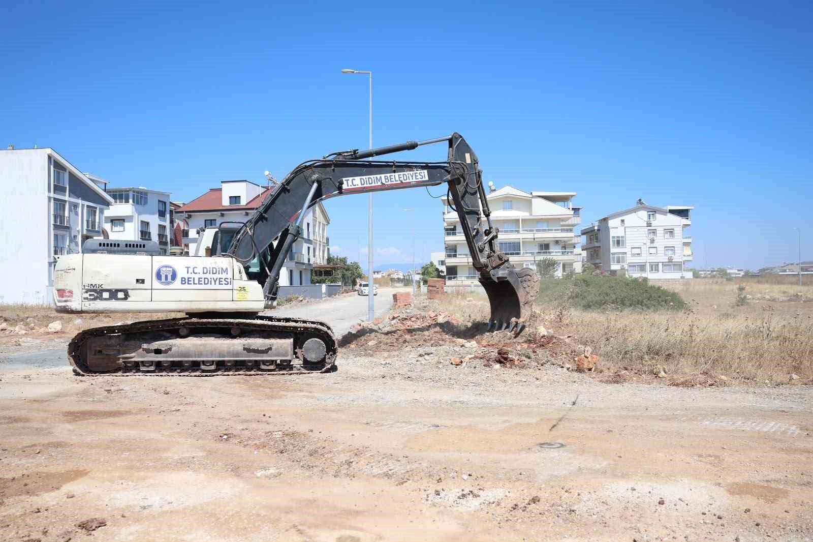 Didim De Yol Calismalari Devam Ediyor 1783663205342 309124