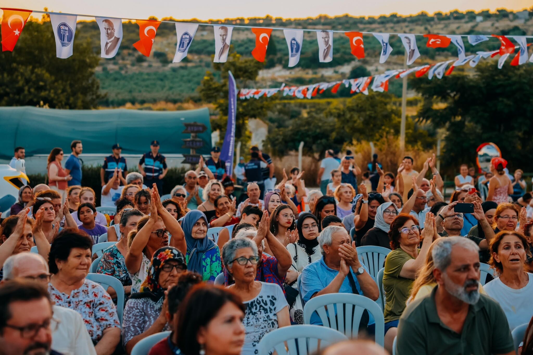 Didim Lavanta Festivalinin Ikinci Gununde Renkli Goruntuler 675732 798E43