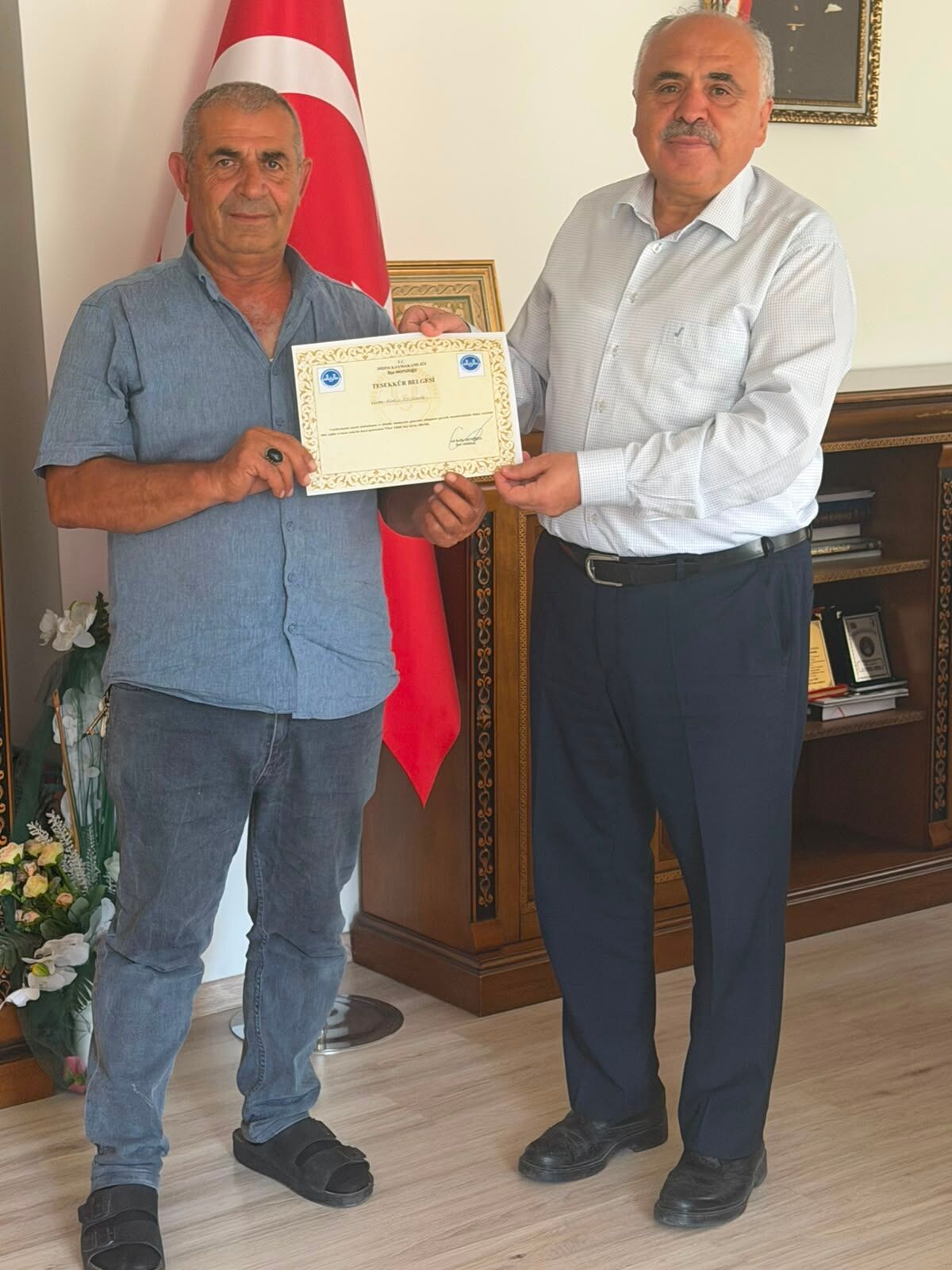 Didimde Gonullu Hizmetcilere Tesekkur Belgesi 682438 8Bc6D3