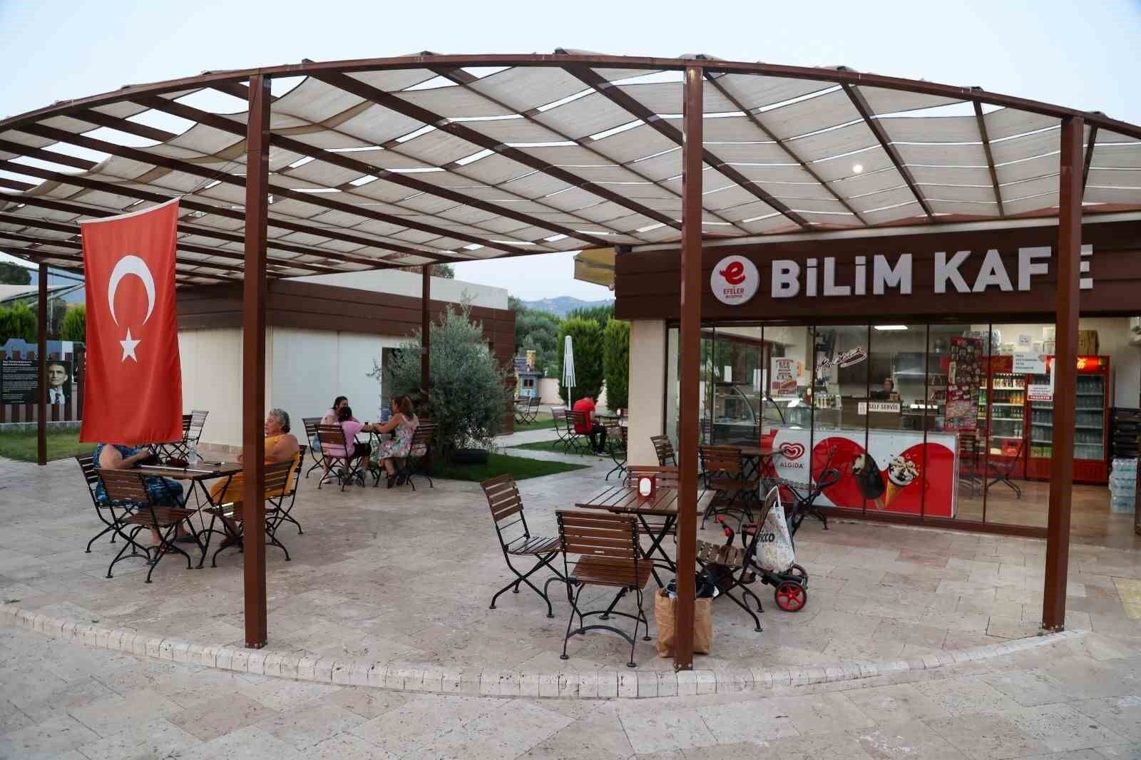 Efeler De Bilim Kafe Yaz Aksamlarinda Da Ziyaretcilerini Agirlayacak 1784814311627 971007