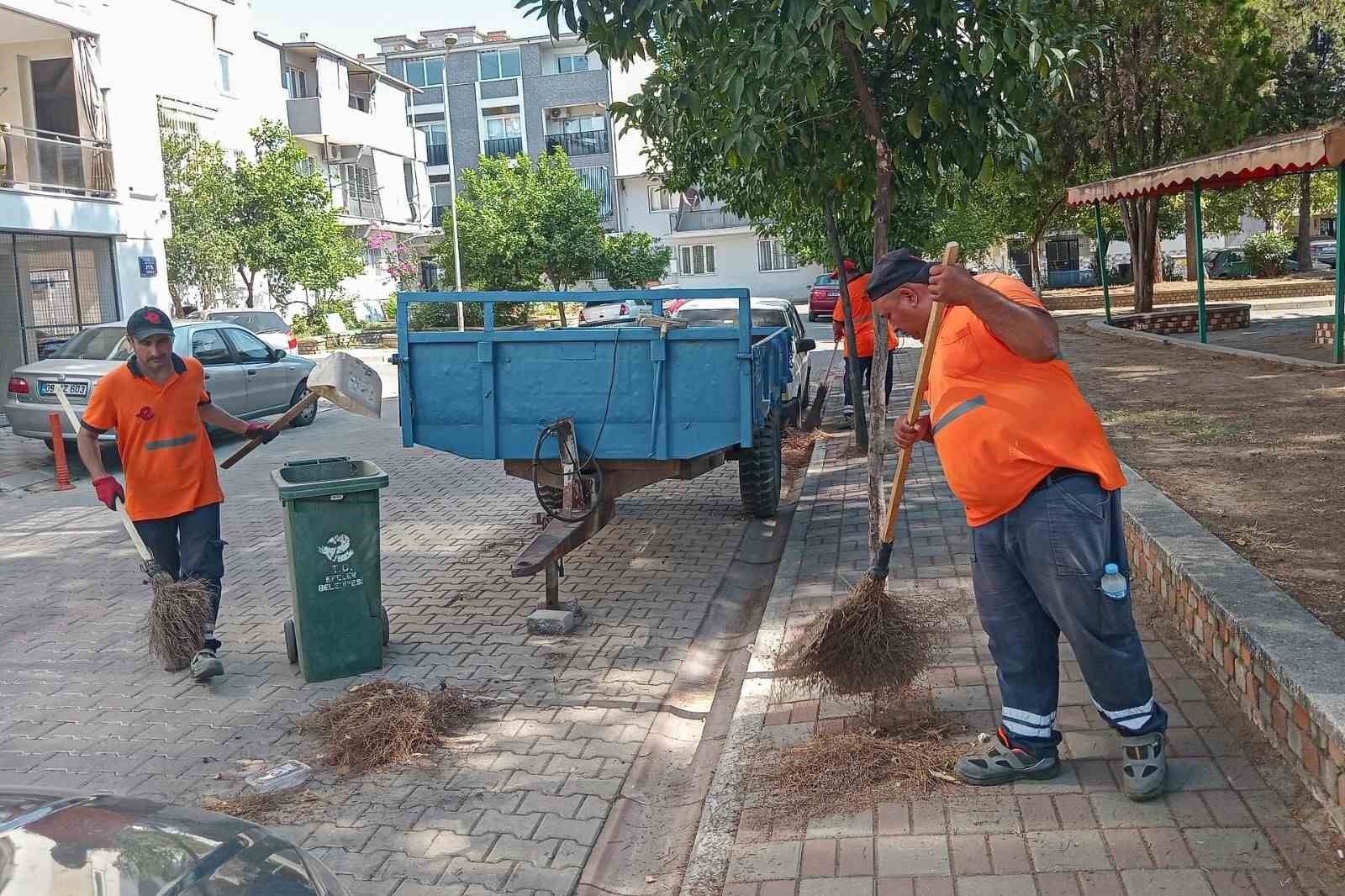 Efeler De Temizlik Calismalari Devam Ediyor 1784533211919 134345