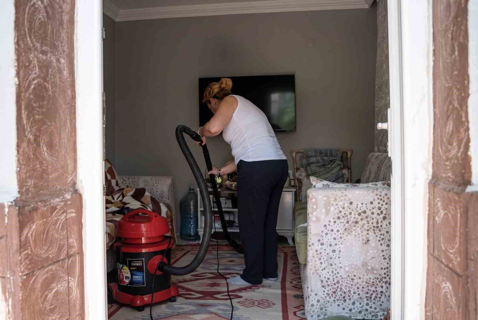 Evde Bakim Hizmetleri Ihtiyac Sahiplerine Umut Oluyor 1784721303177 307100