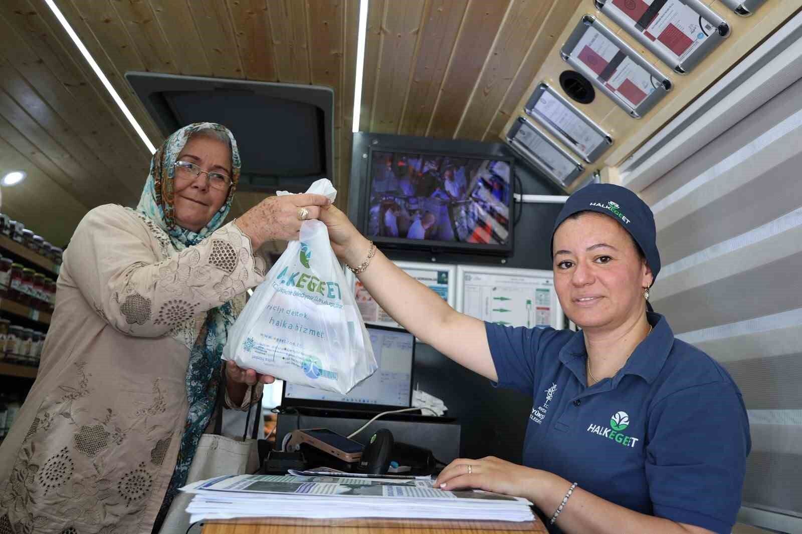 Halk Ege Et Bozdogan Da Vatandaslarla Bulustu 1782886804243 195967